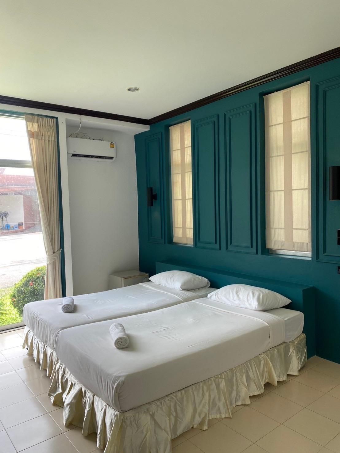 Superior Twin Room