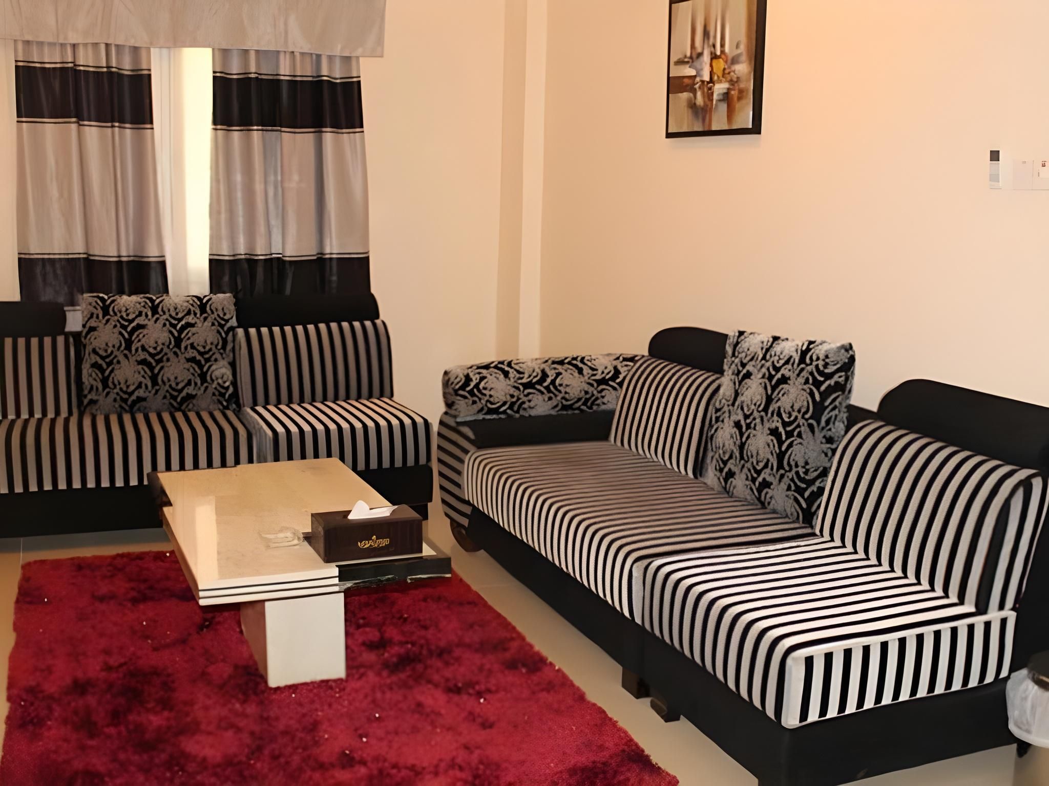 Horizon Hotel Apartments Suite