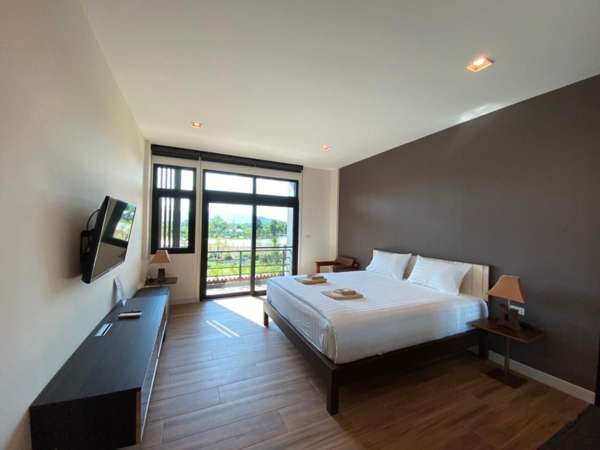 Ravin Home Mountain View Room