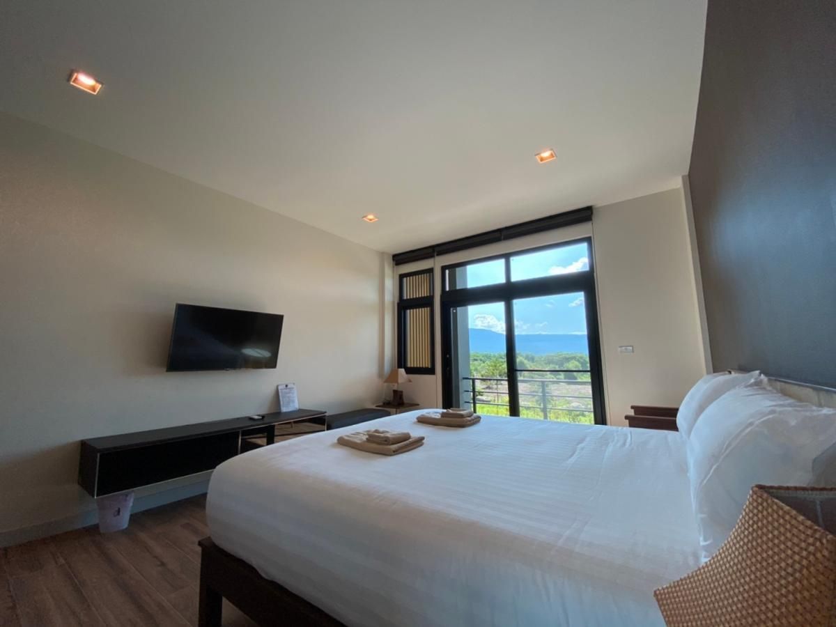 Ravin Home Mountain View Room 2