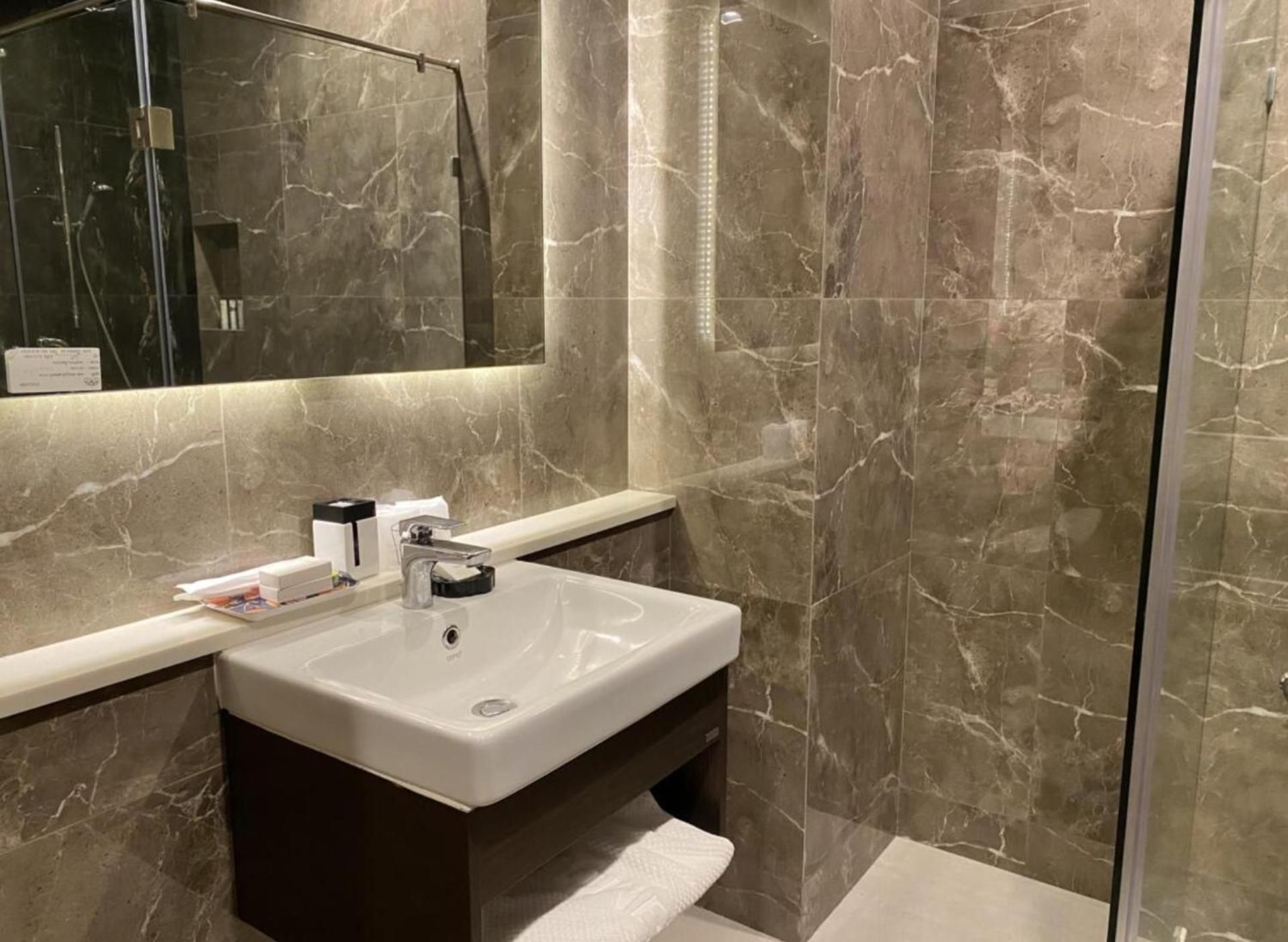 Ravin Home Mountain View Room 3