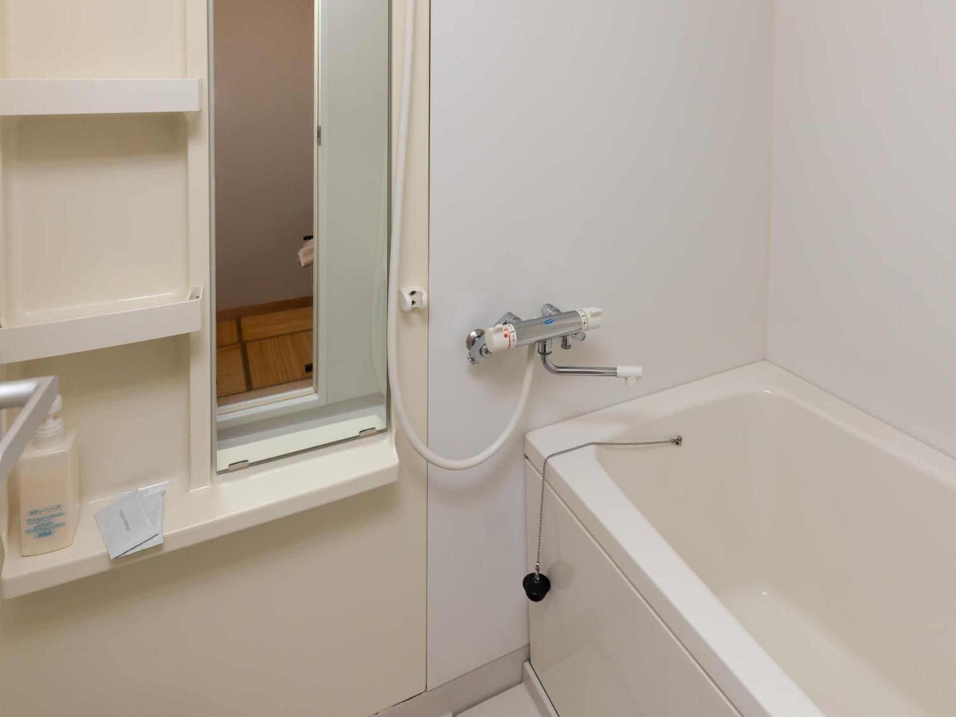 Quadruple Room with Private Bathroom