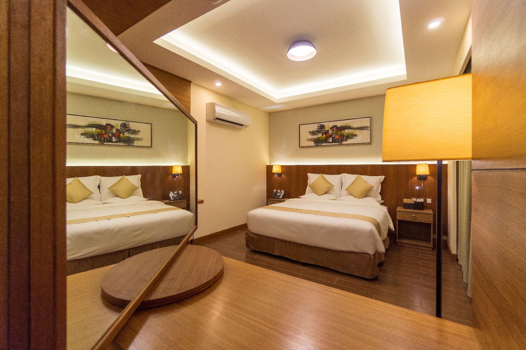 Super Deluxe Queen Room