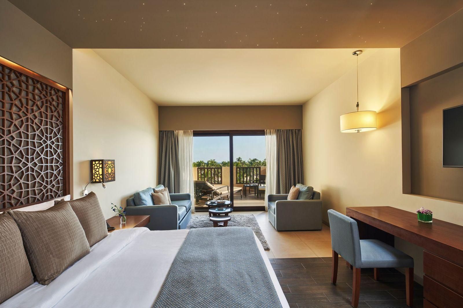 Deluxe Ocean View Room King Bed With Aqua Park Entrance