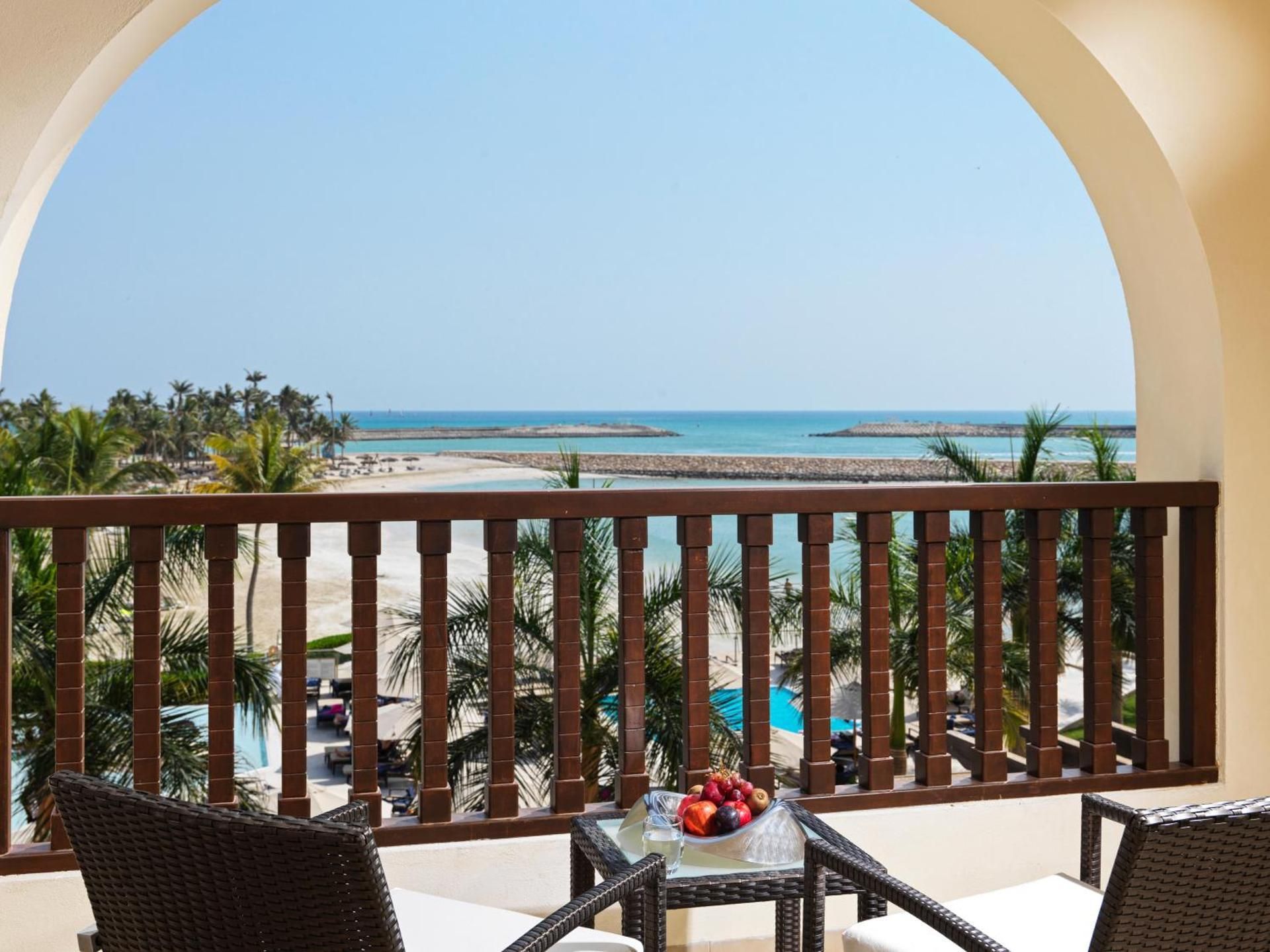 Deluxe Ocean View Room Twin Beds With Aqua Park Entrance