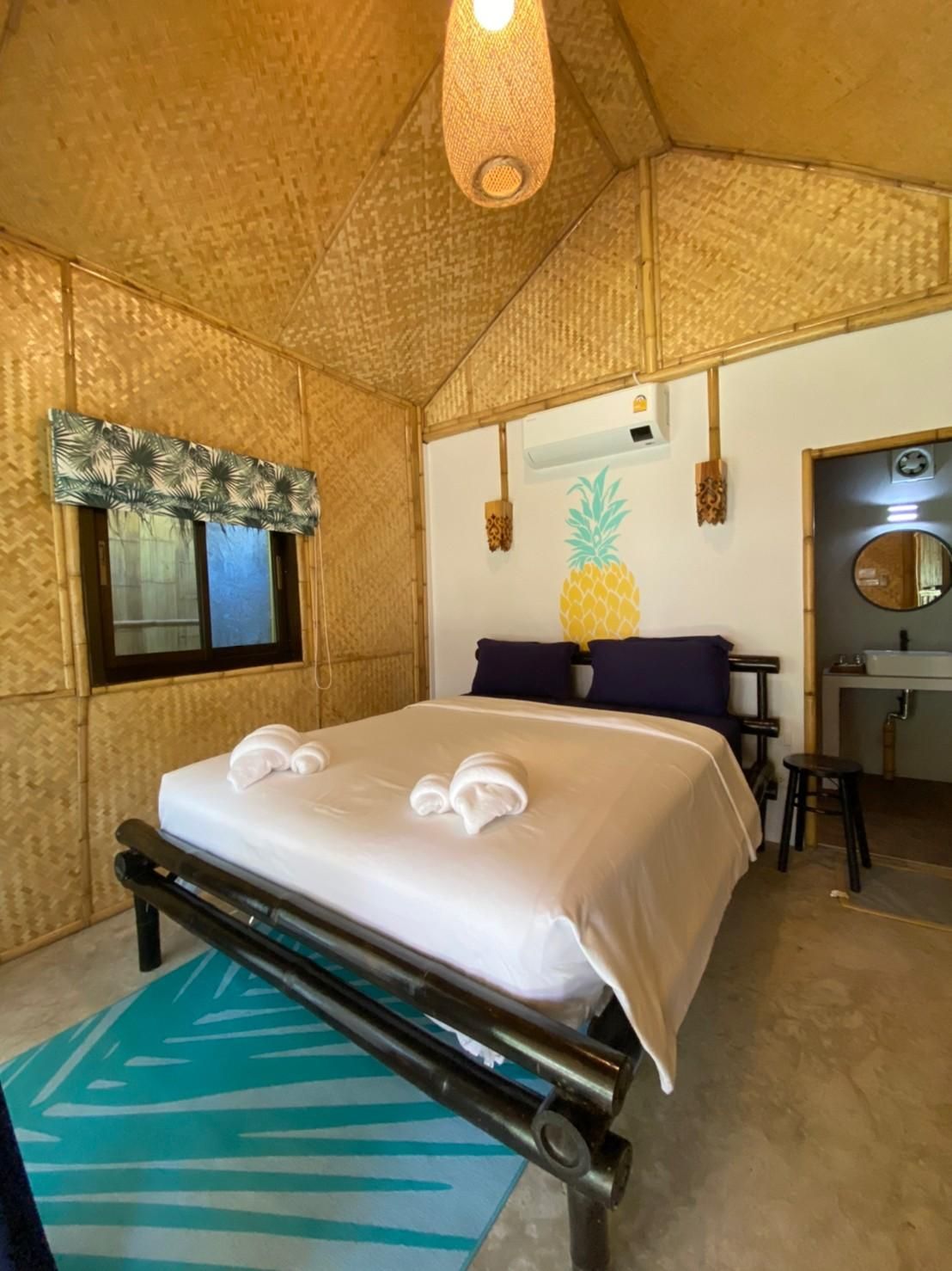 Deluxe Bungalow