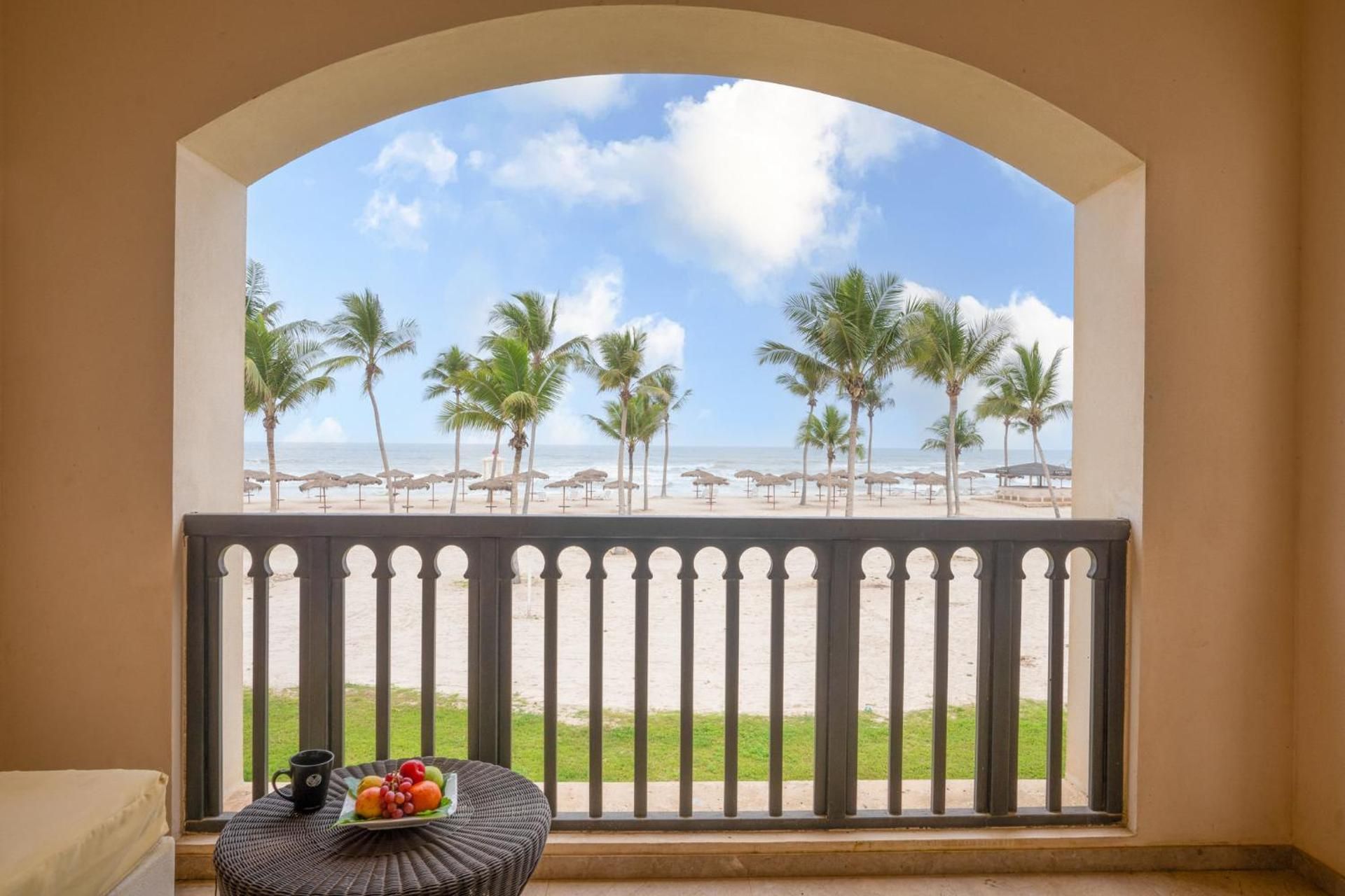 Ocean View Room with Lounge Access - King Bed with Aqua Park Access
