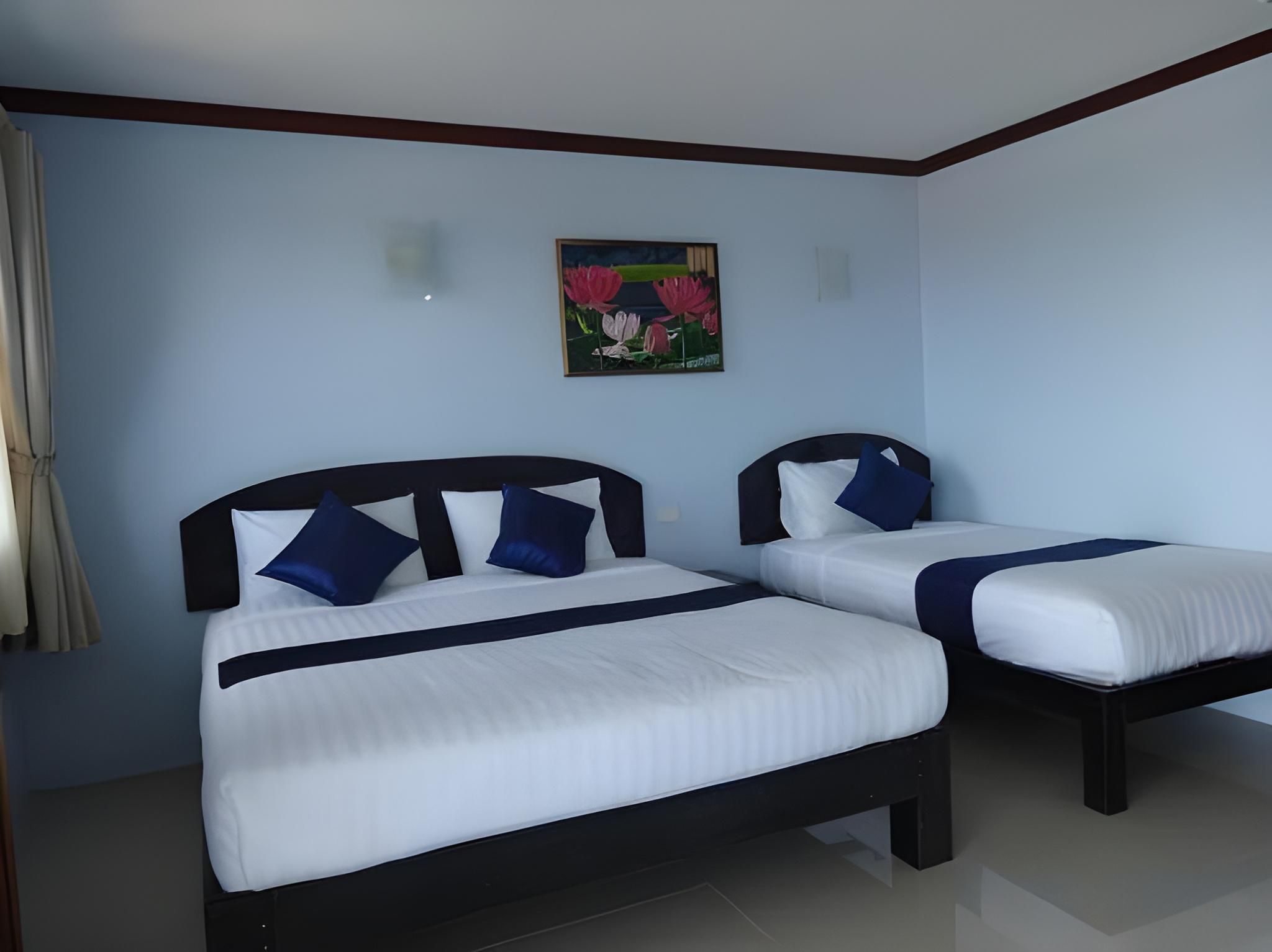 Superior Triple Room