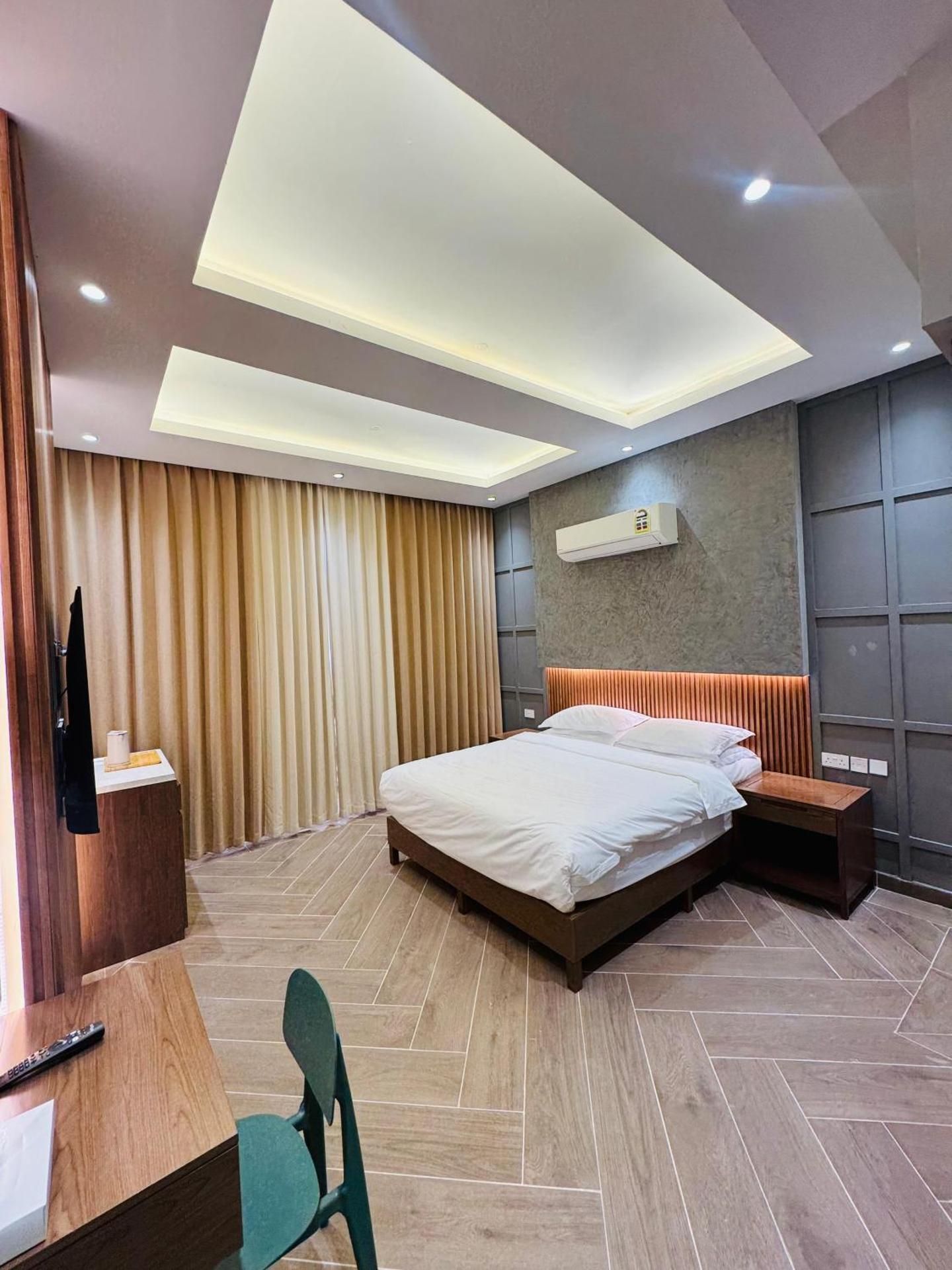 Two-Bedroom Apartment with Resort View