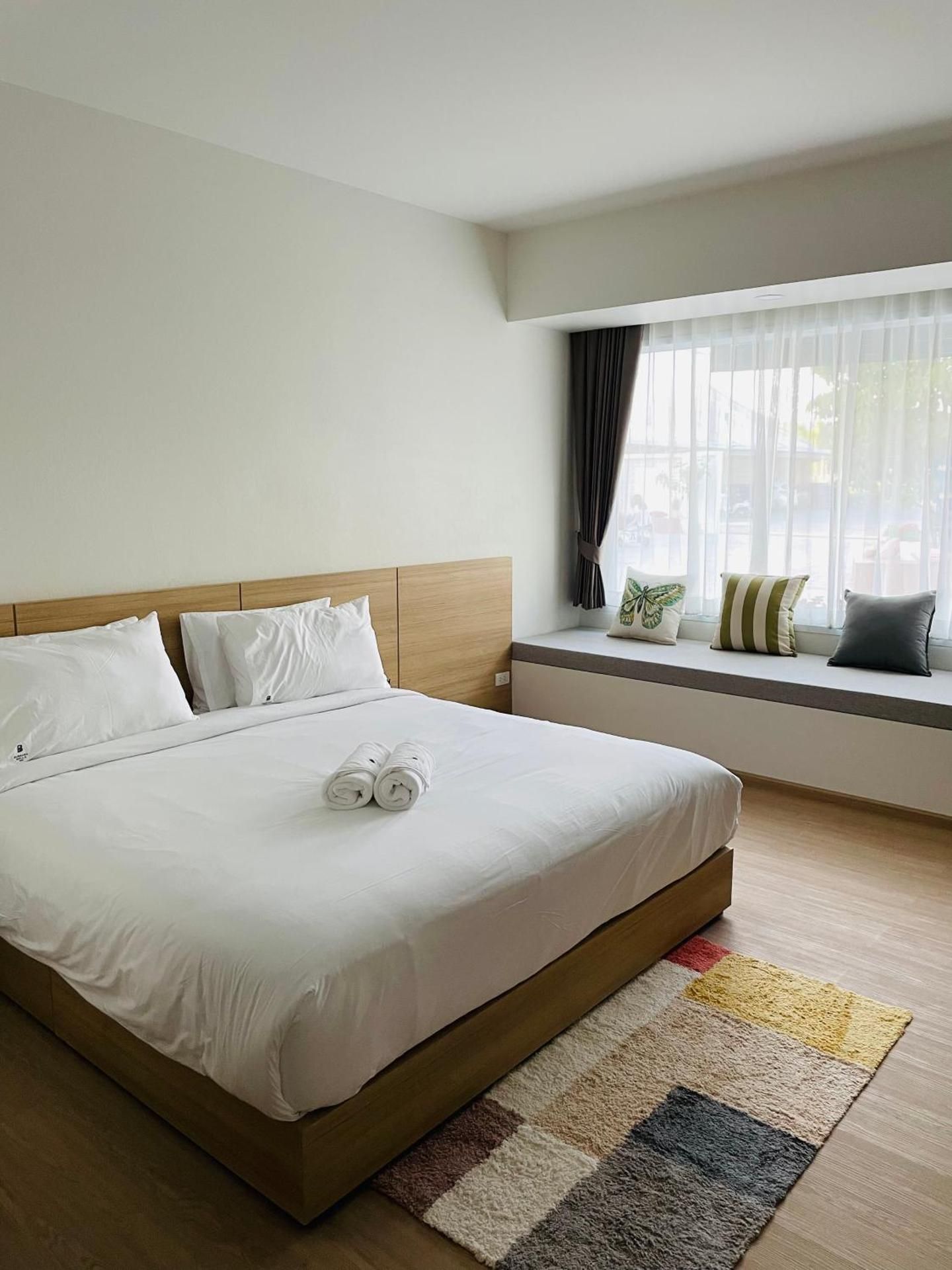 Large Double Room