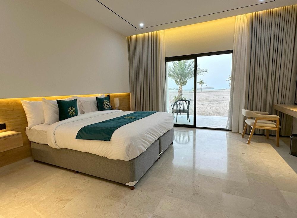 Al Sawadi Beach Resort & Spa Deluxe Double or Twin Room