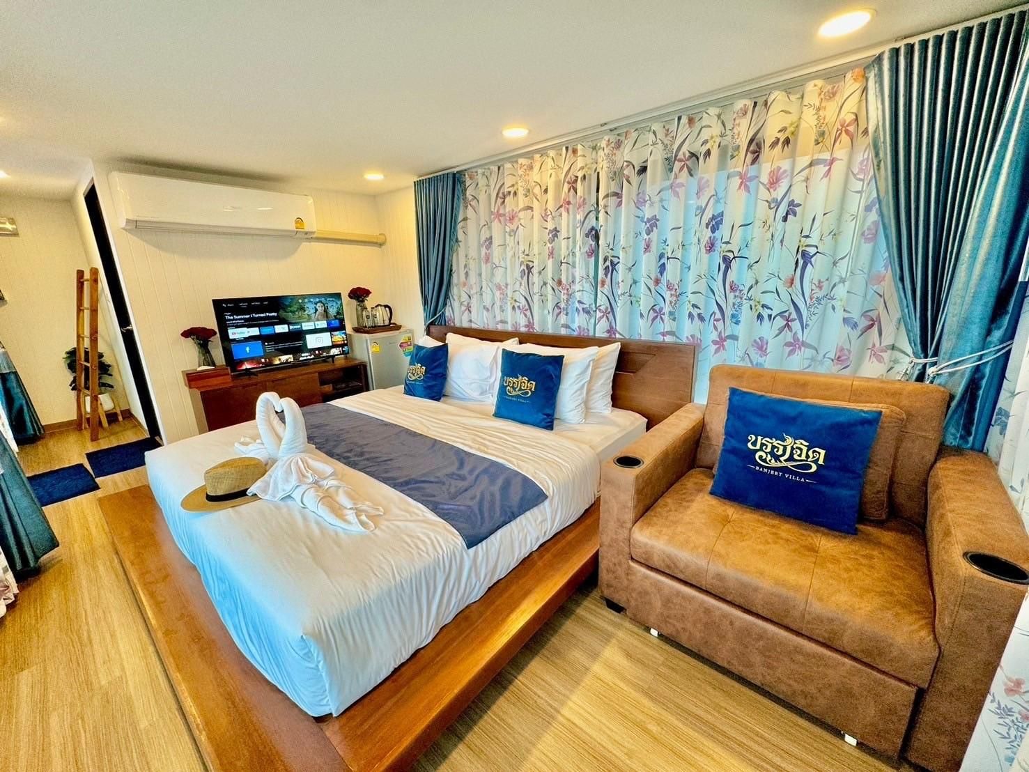 Deluxe Double Sea View
