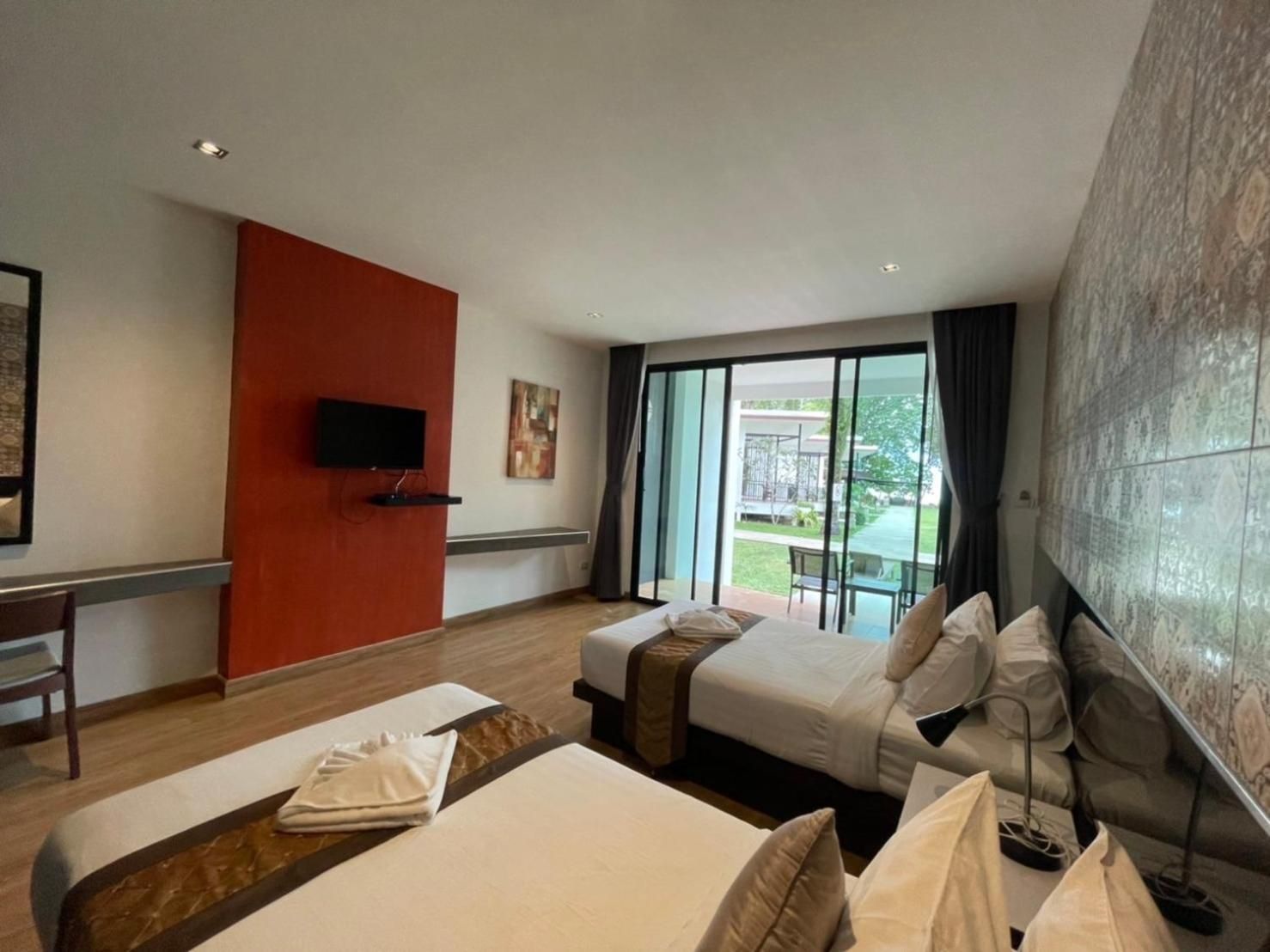 Garden Deluxe Room
