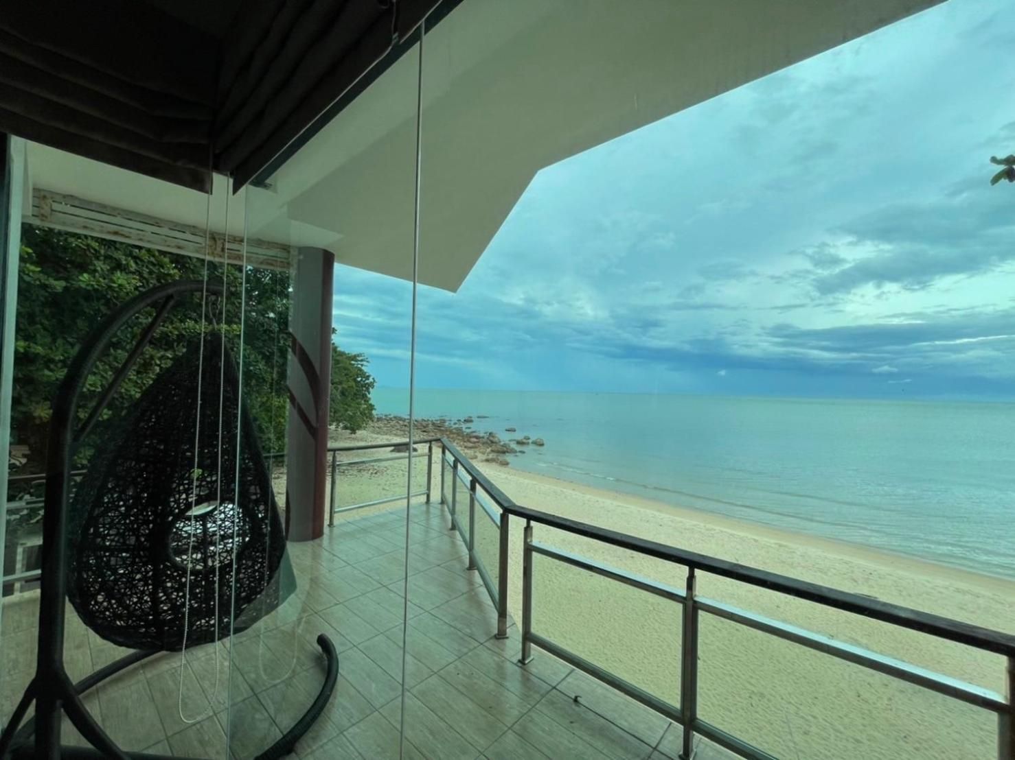 Deluxe Twin Room with Sea View