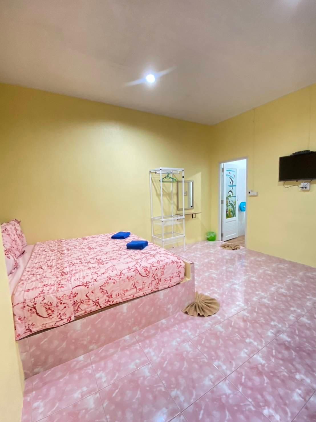 1 Room Suite King Non-Smoking
