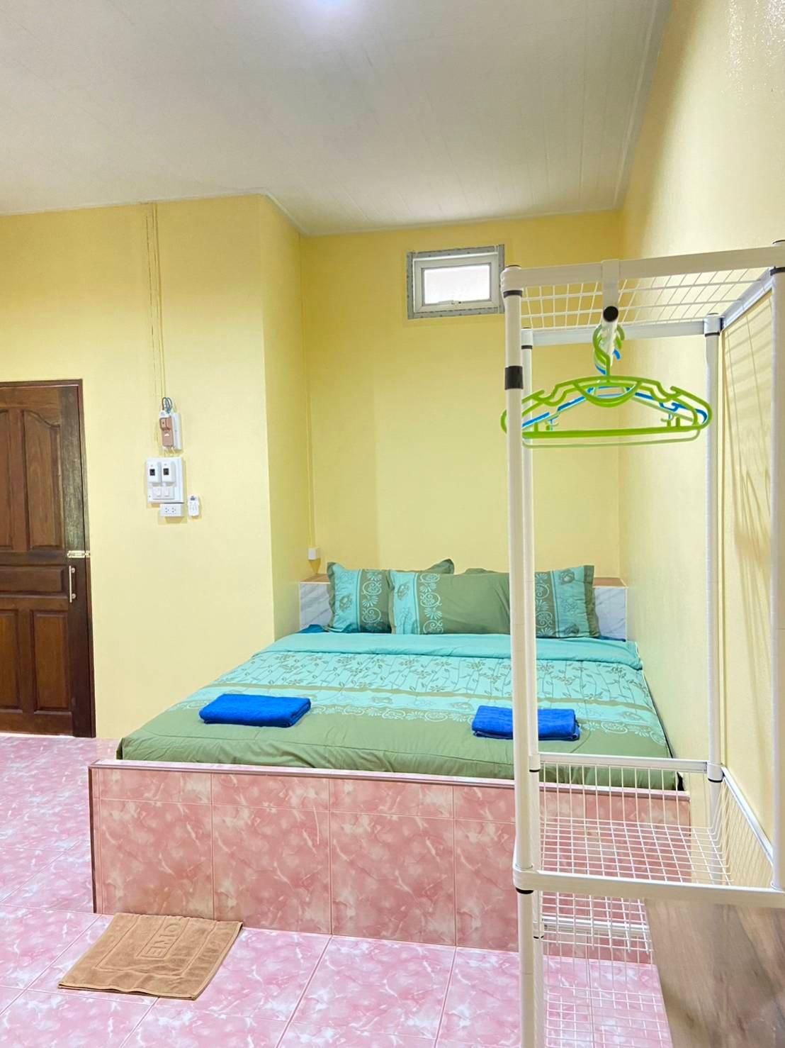 1 Room Suite King Non-Smoking