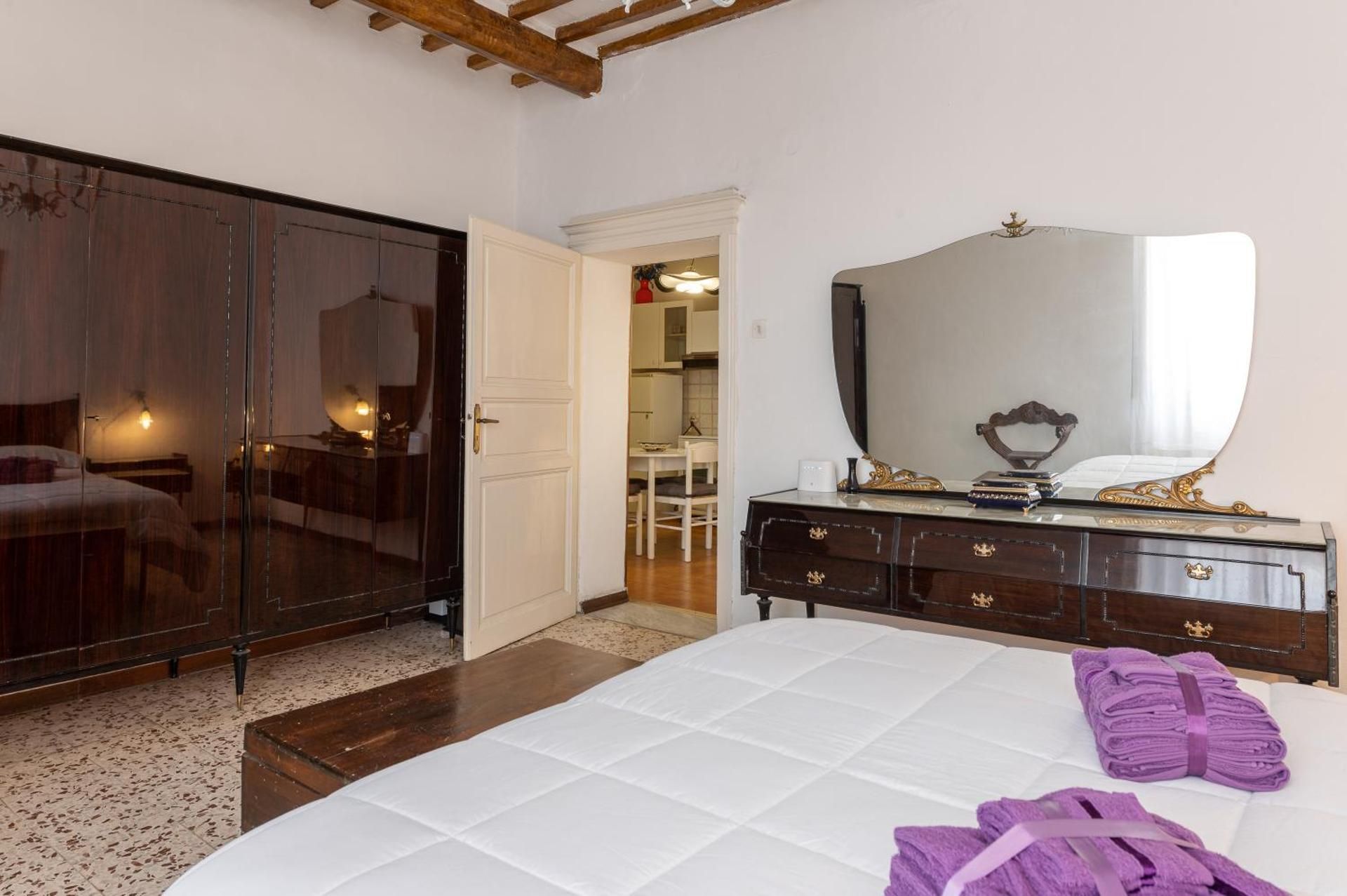 Large Double Room