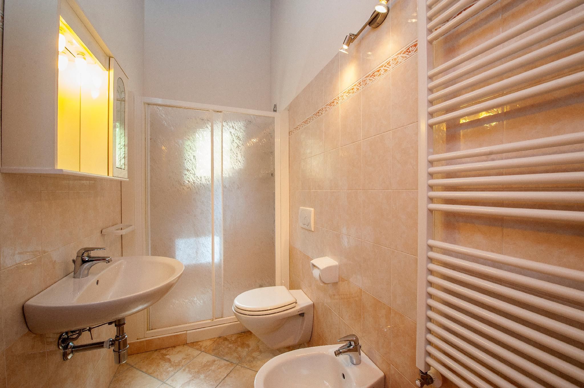 Apartment - 2 Adults, 2 Children