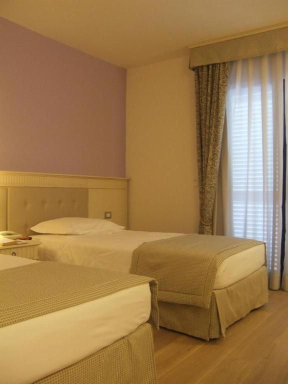Triple Room With Private Balcony