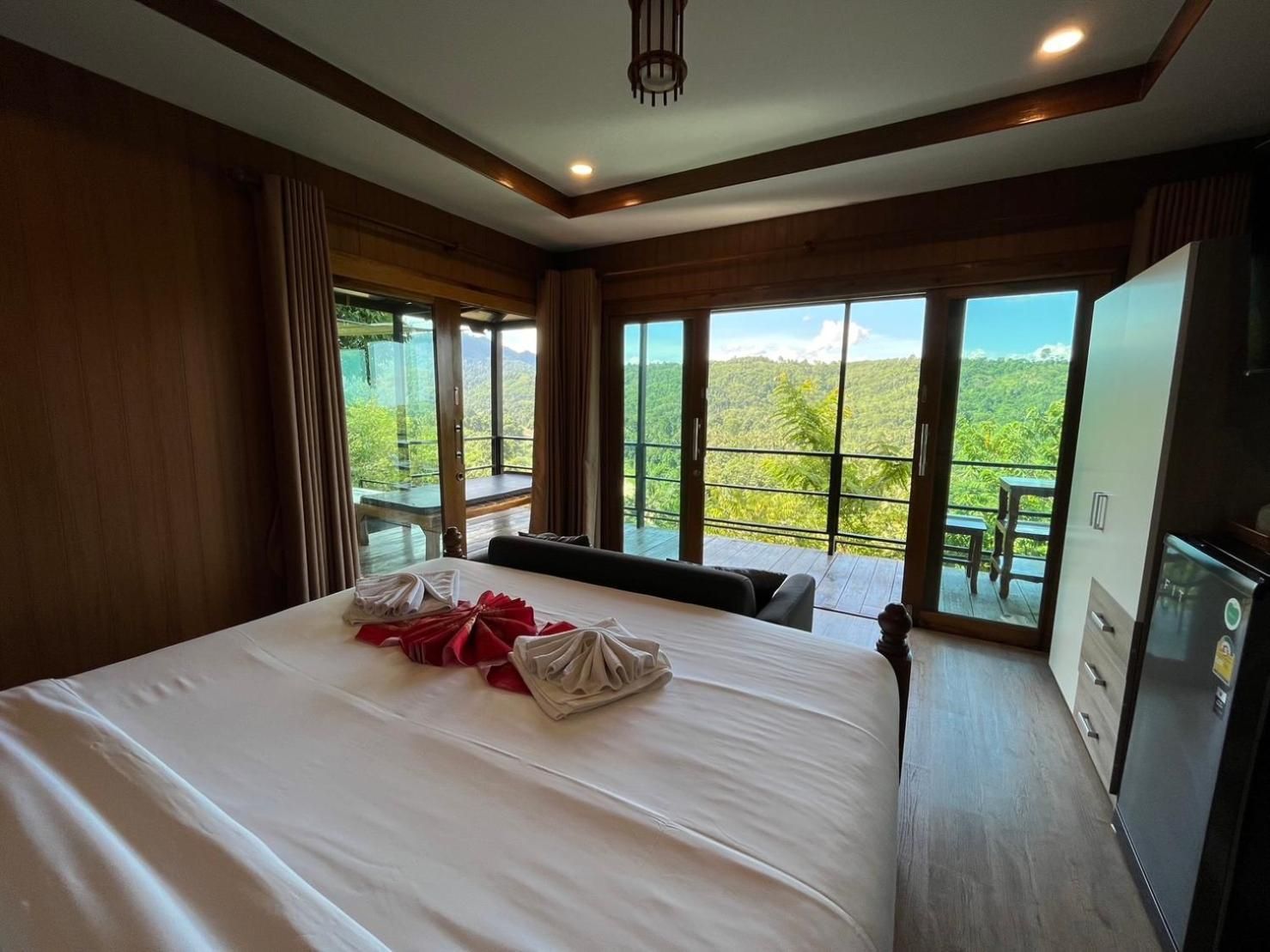 Junior Suite With Private Pool