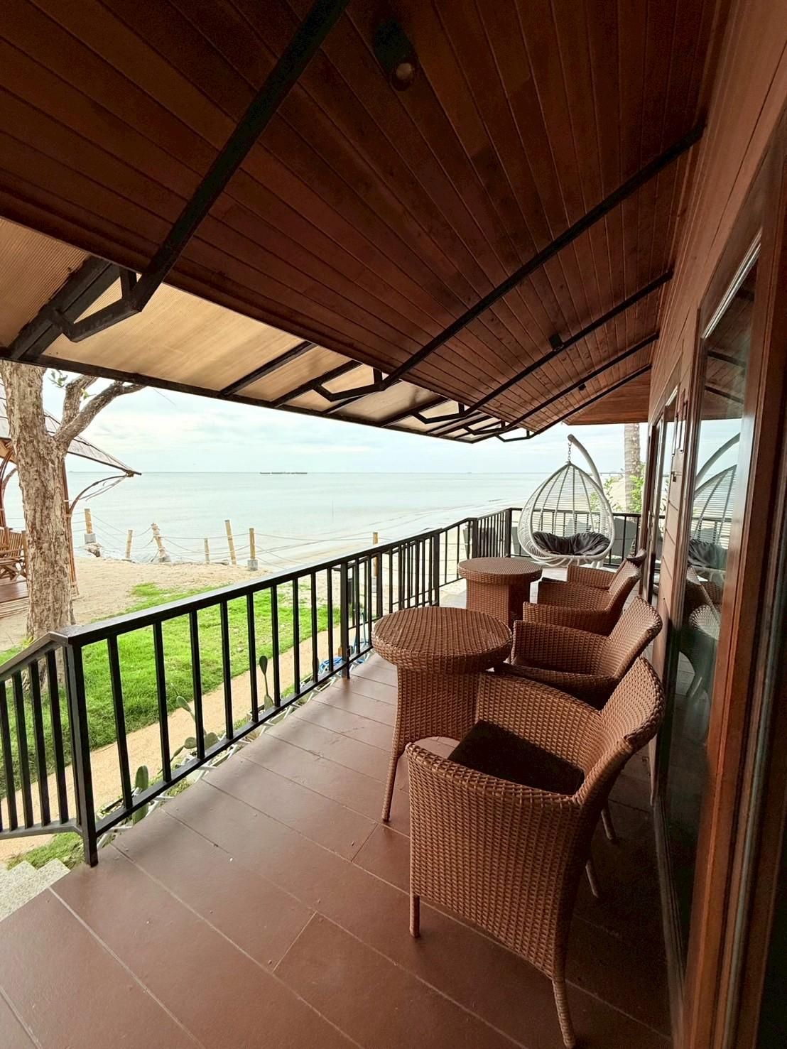 Side Sea View Room