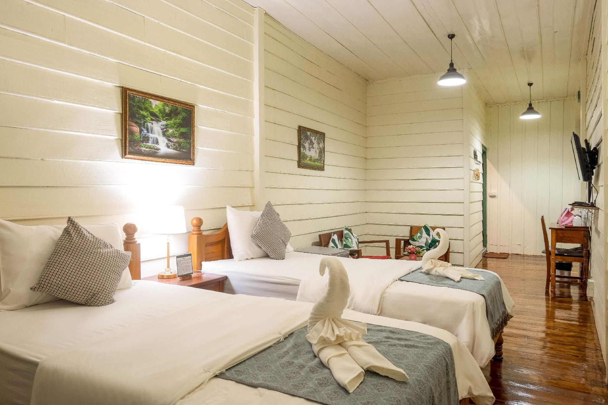 Twin Room with Balcony