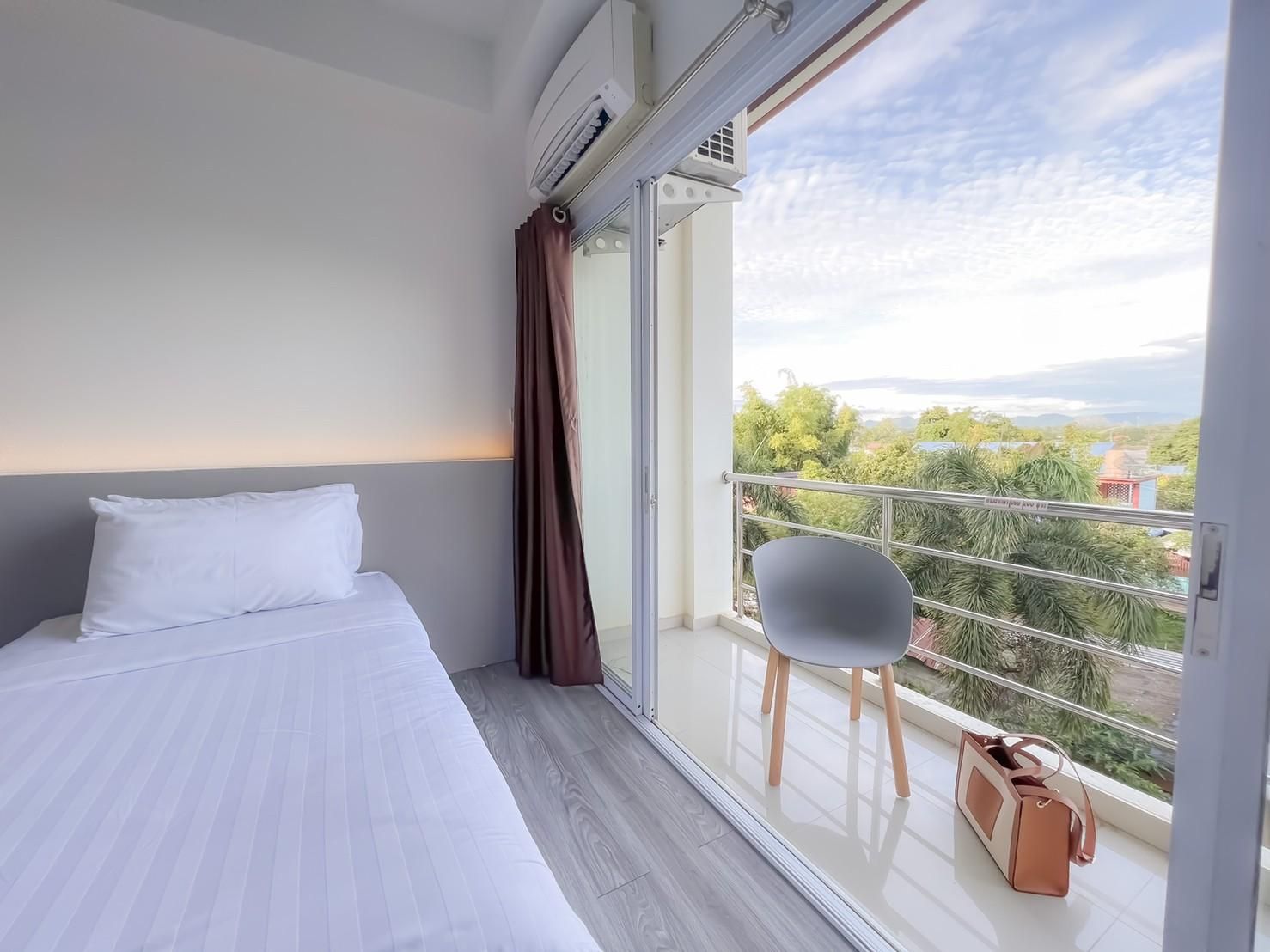 The Room Hotel Double Economy 2