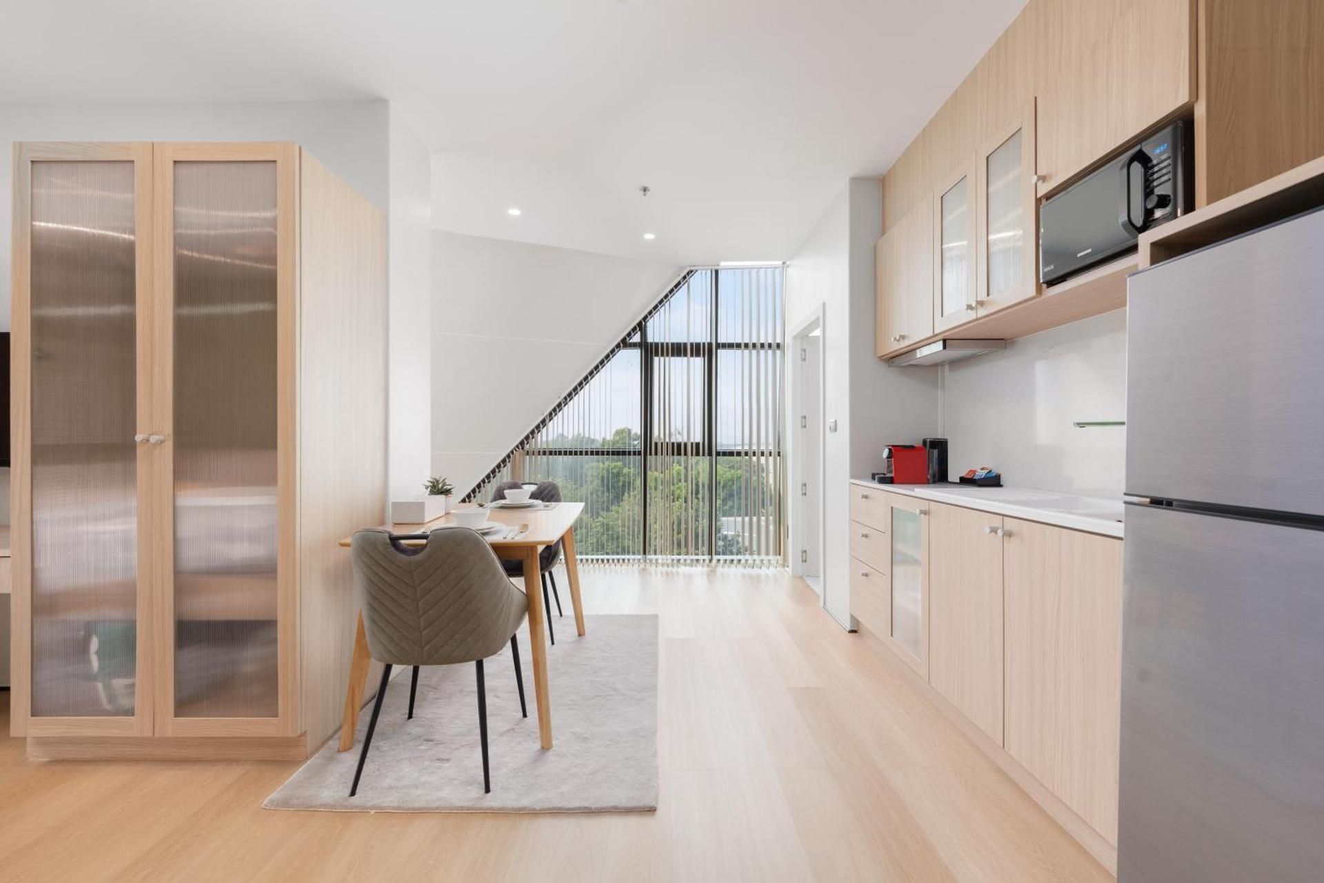 NAKA-RAJ Escape Hotel Deluxe King Bed 3