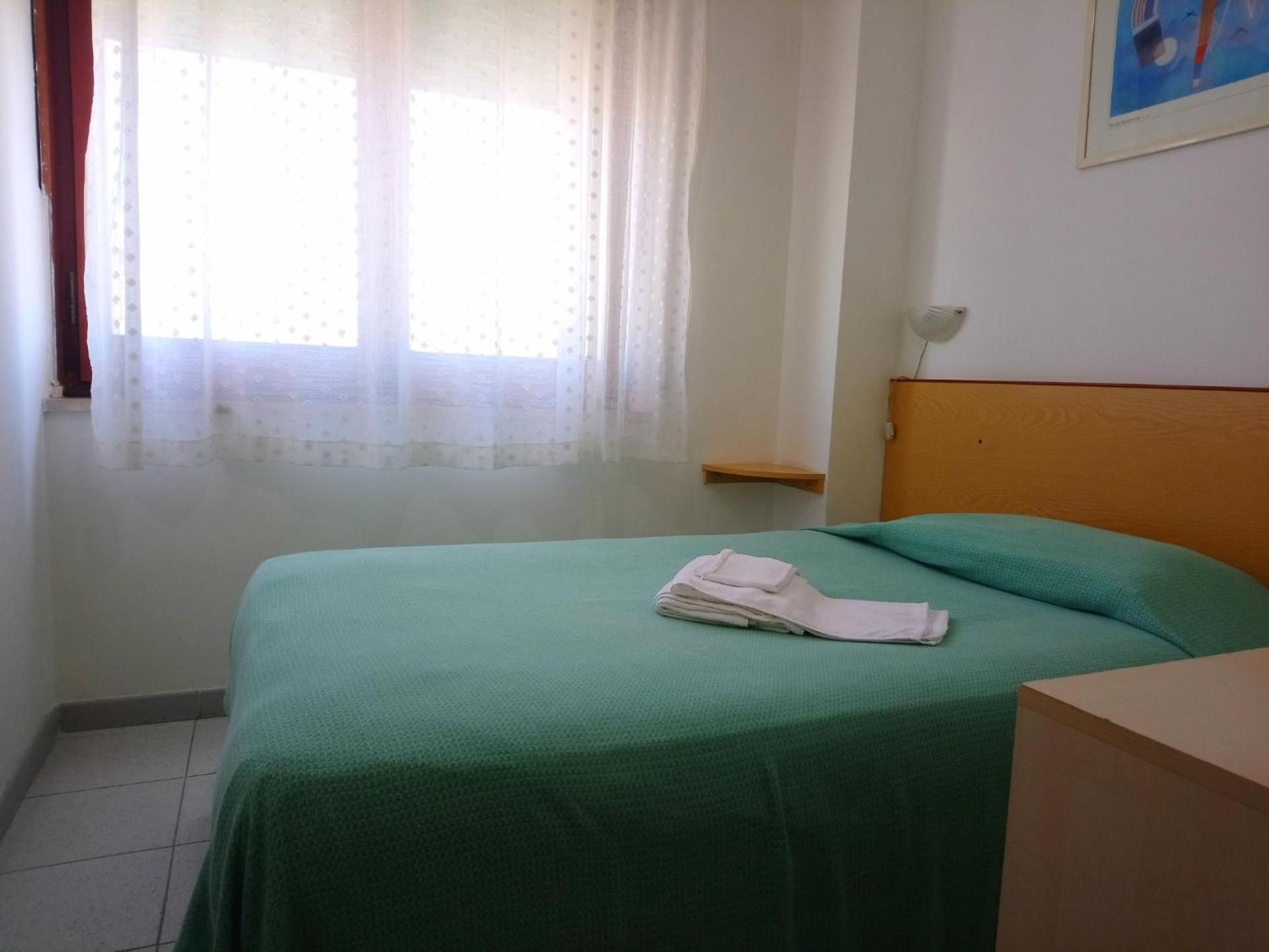 Single Room With Private Bathroom
