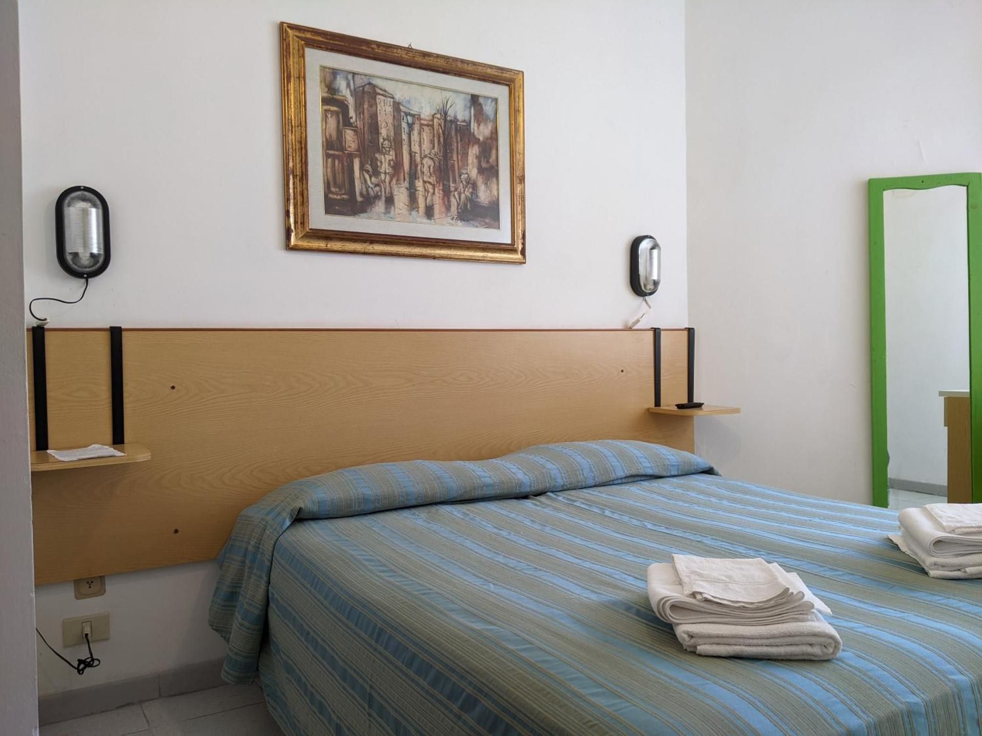 Large Double Room