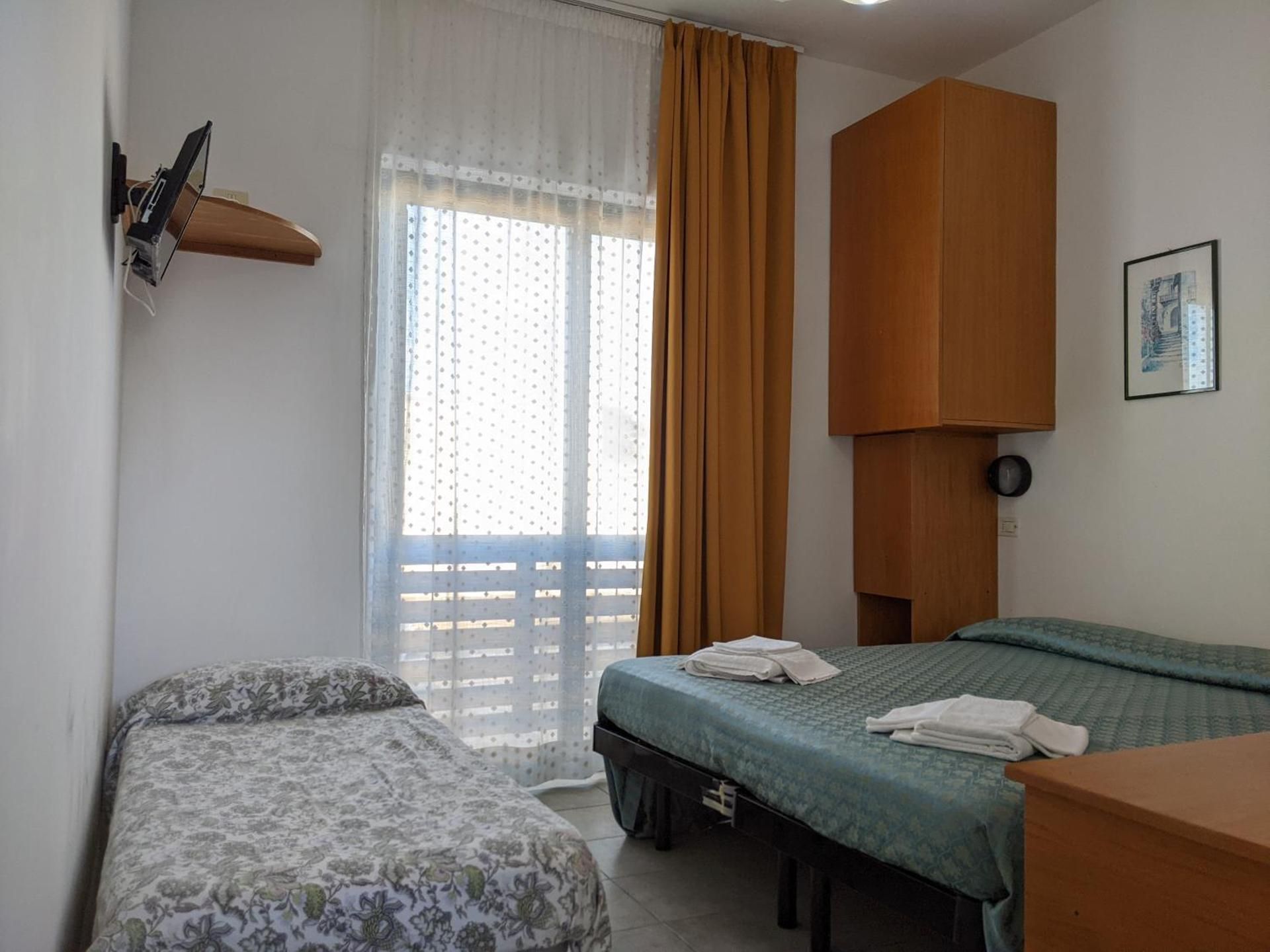Triple Room with Private Bathroom