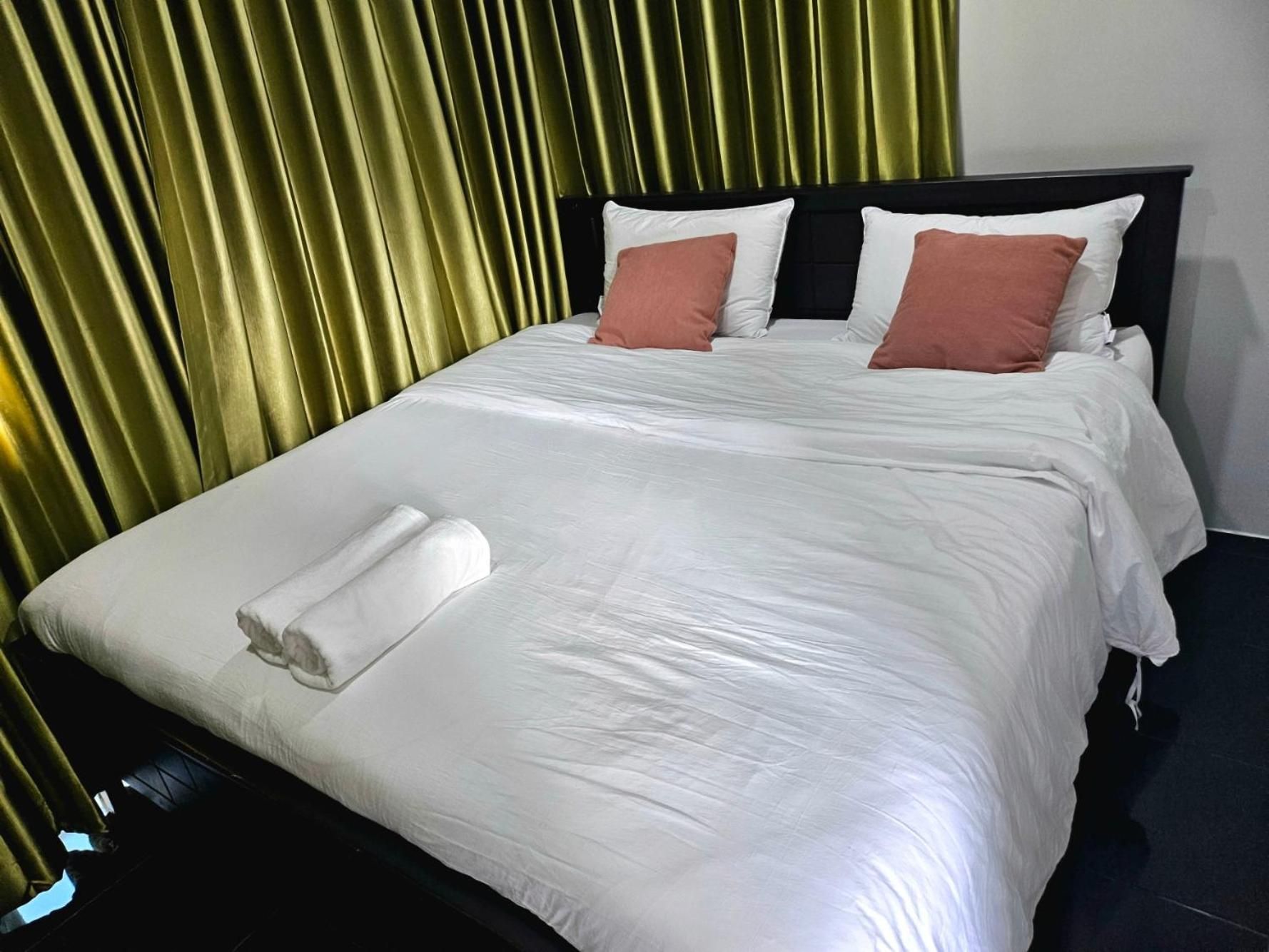 Classic Quadruple Room