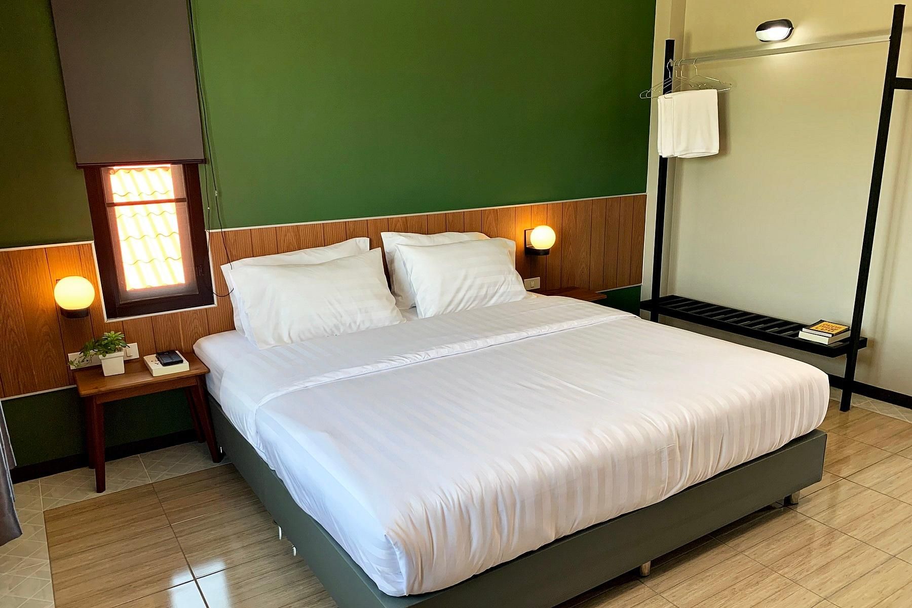 Langkalagoon Hotel Deluxe Mountain View