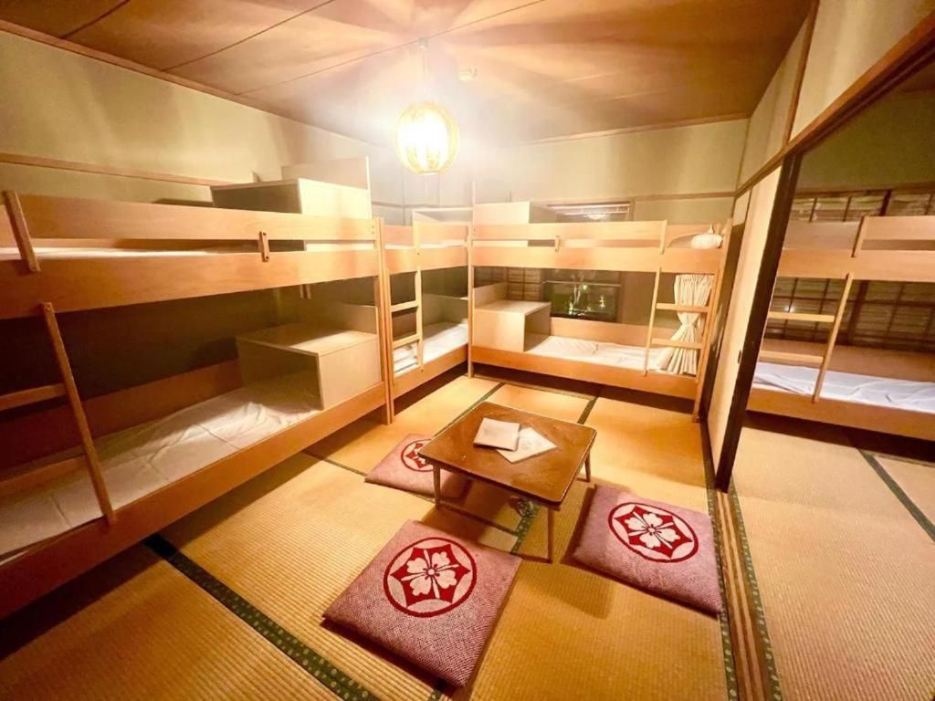 Bunk Bed in Mixed Dormitory Room