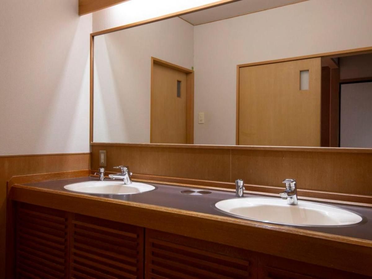 Japanese-Style Room