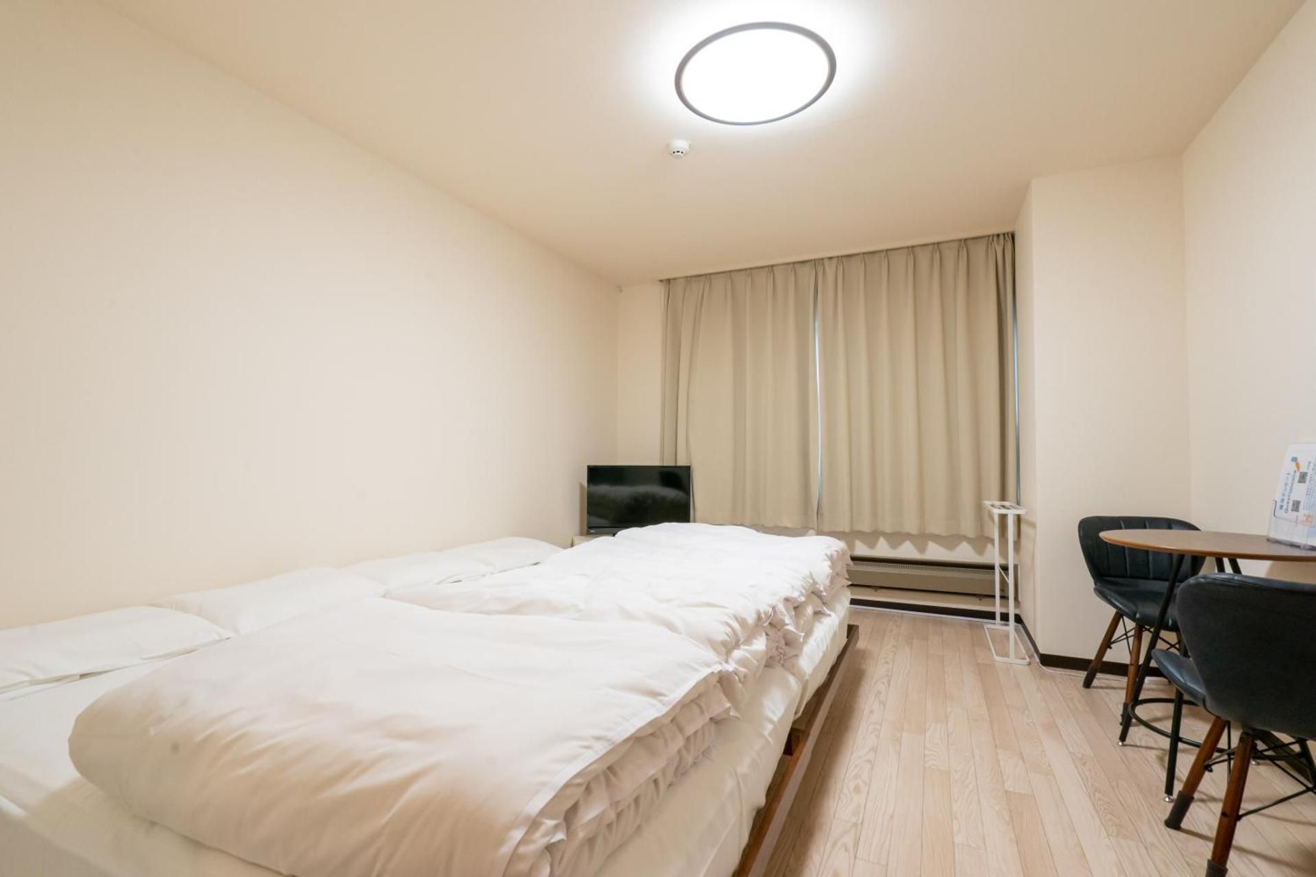 Superior Western Room 202