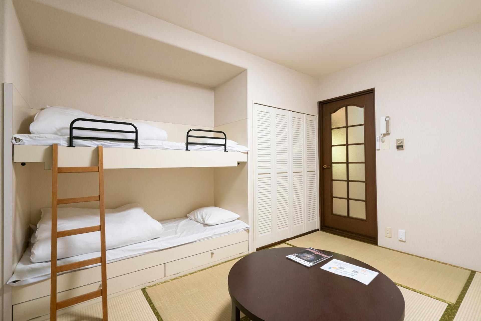 Standard Japanese Room 807