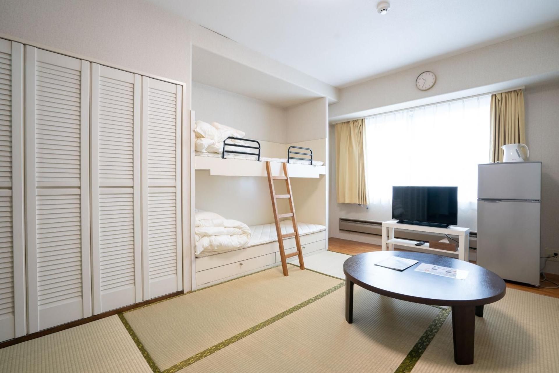 Standard Japanese Room 912