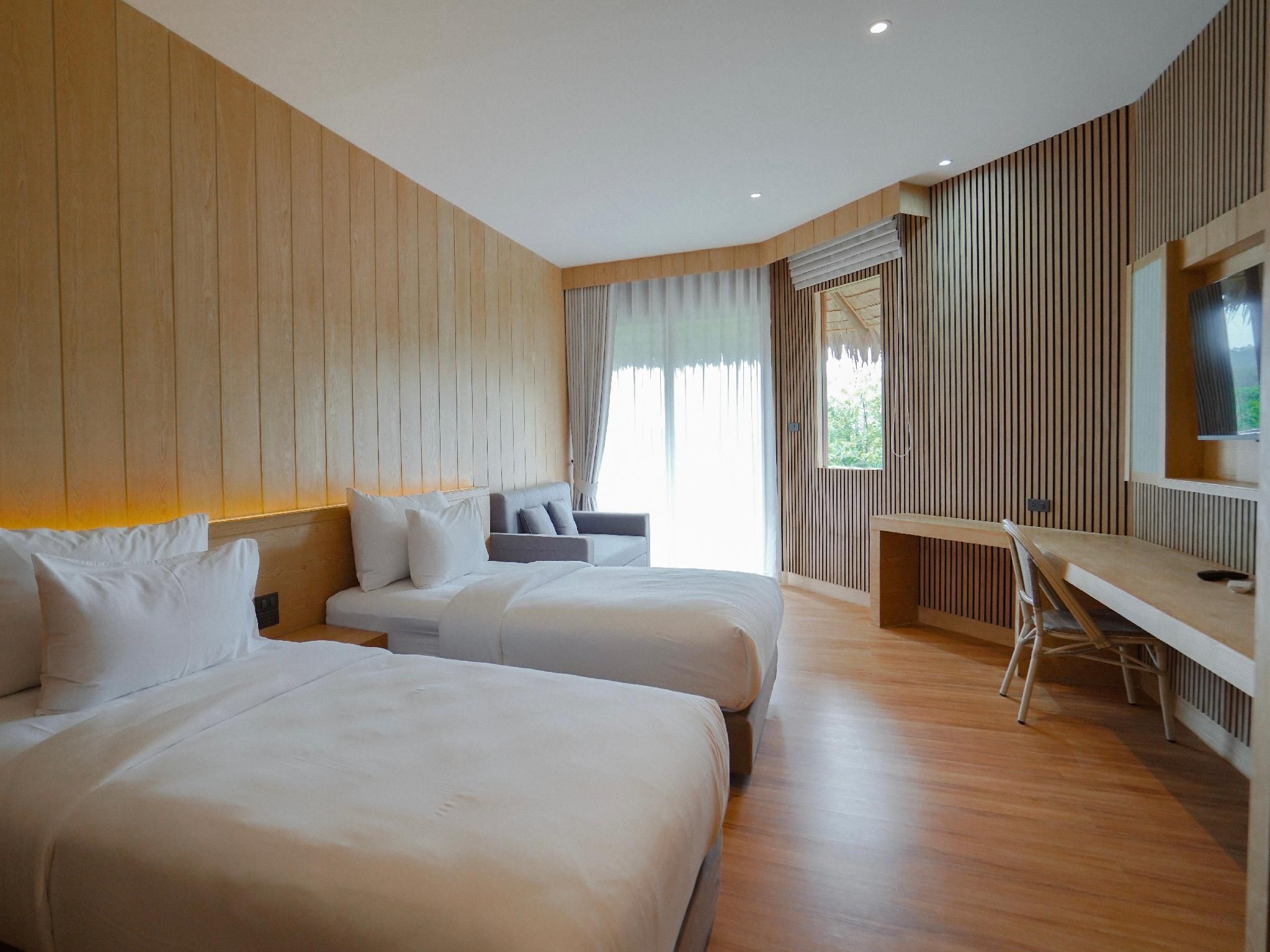 Two Bedroom Deluxe with Balcony