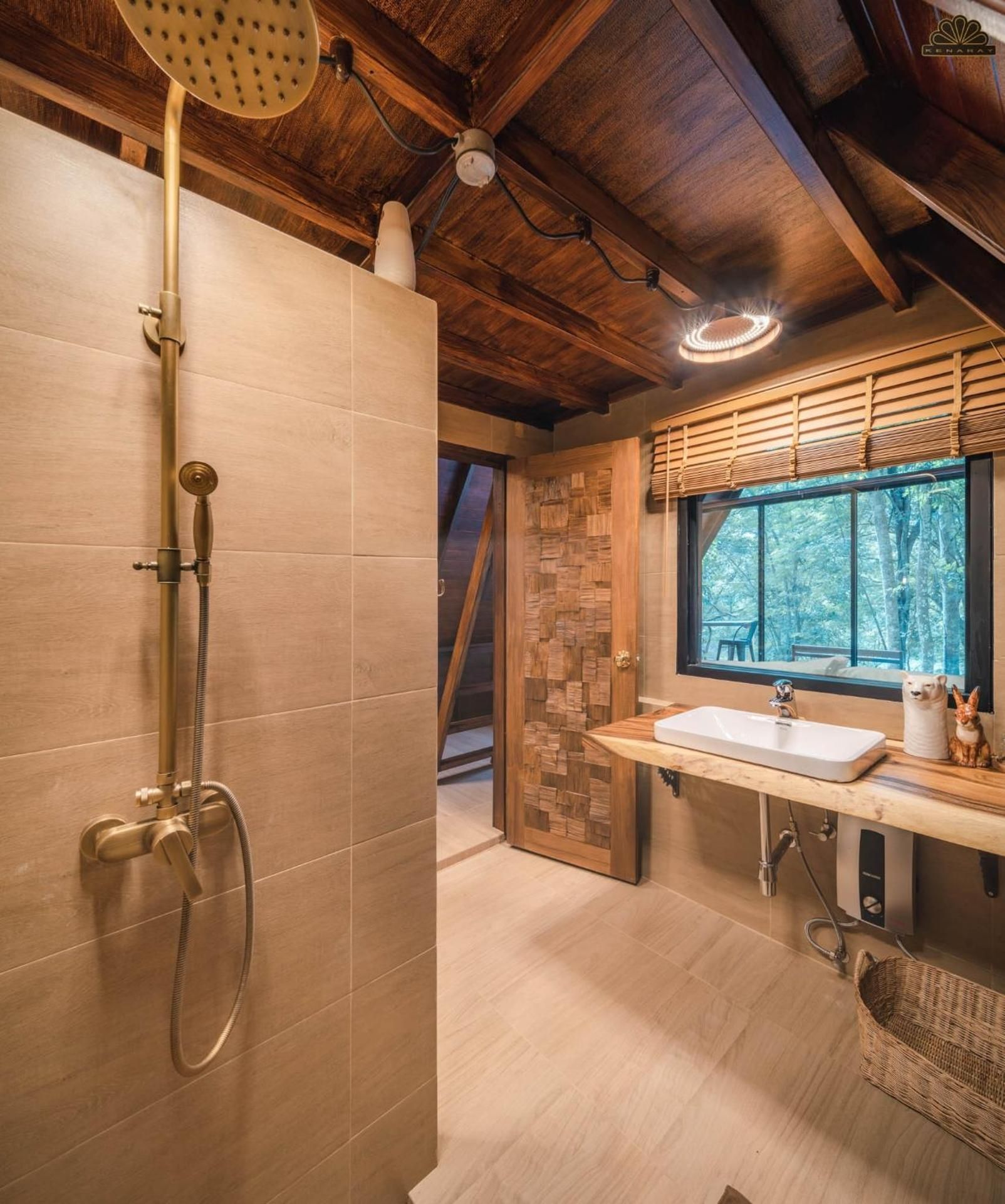 Quadruple Room with Bath