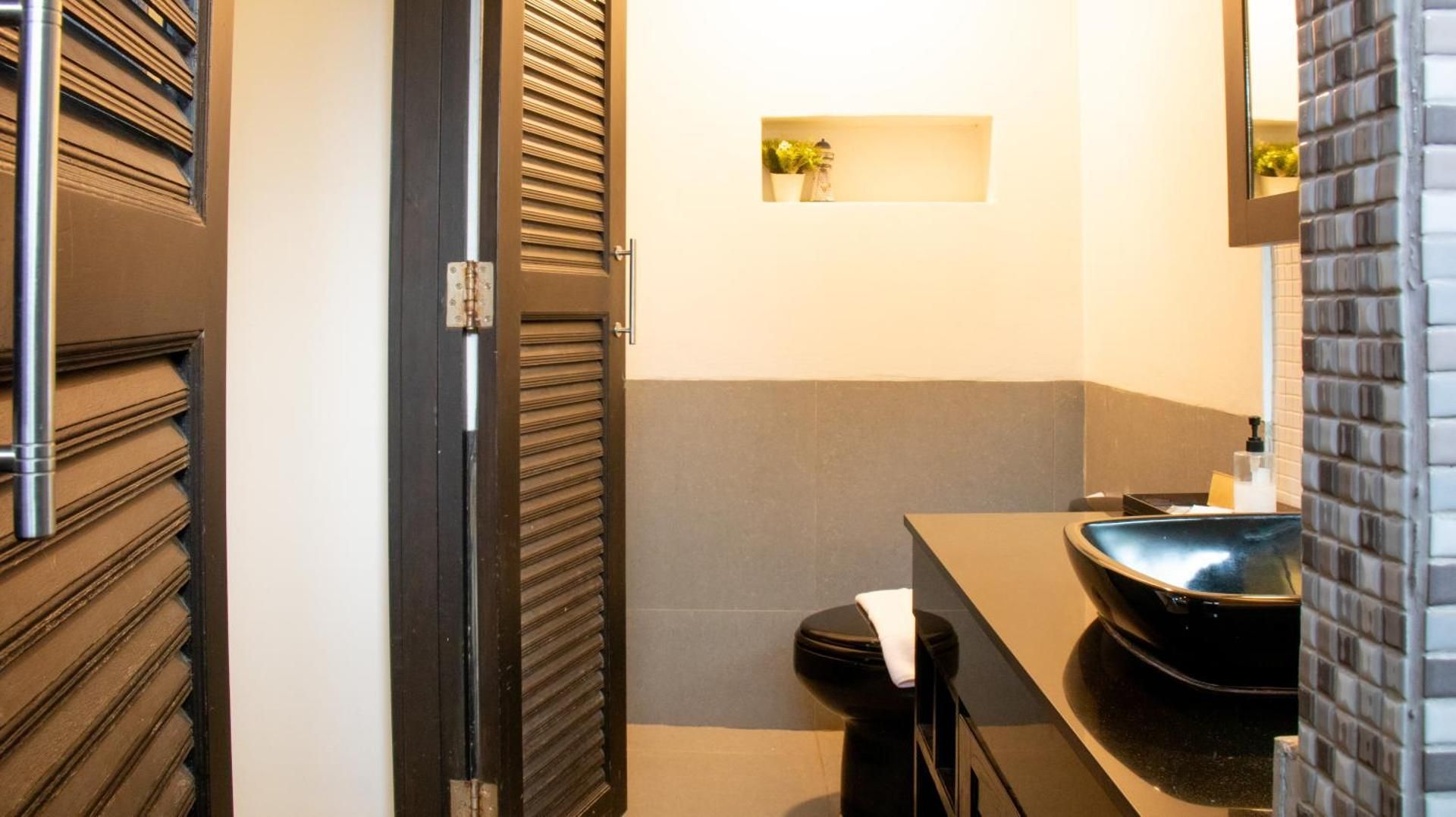 Chidlom Resort Pool Villa 2