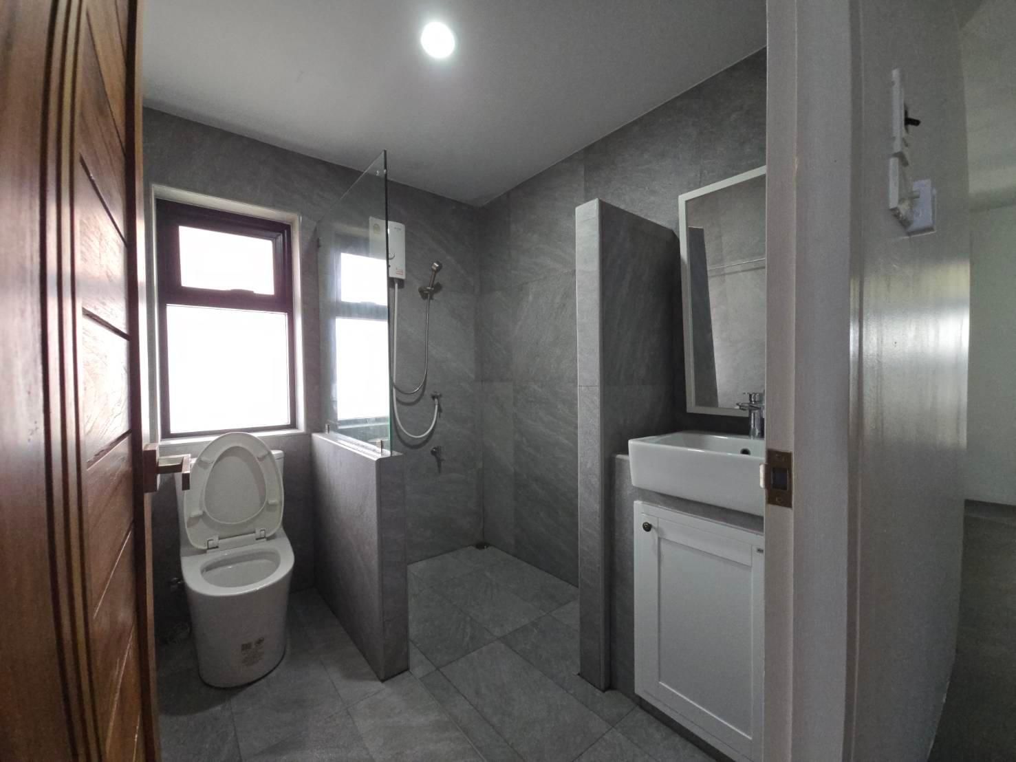 Moon Beach House Superior Queen 3