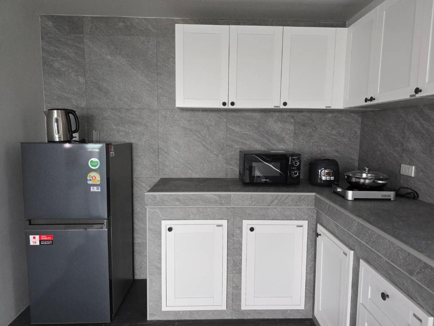 Moon Beach House Standard Double Room 3