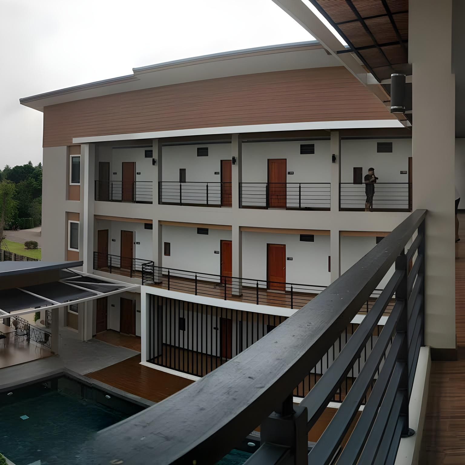 Maithong Riverside