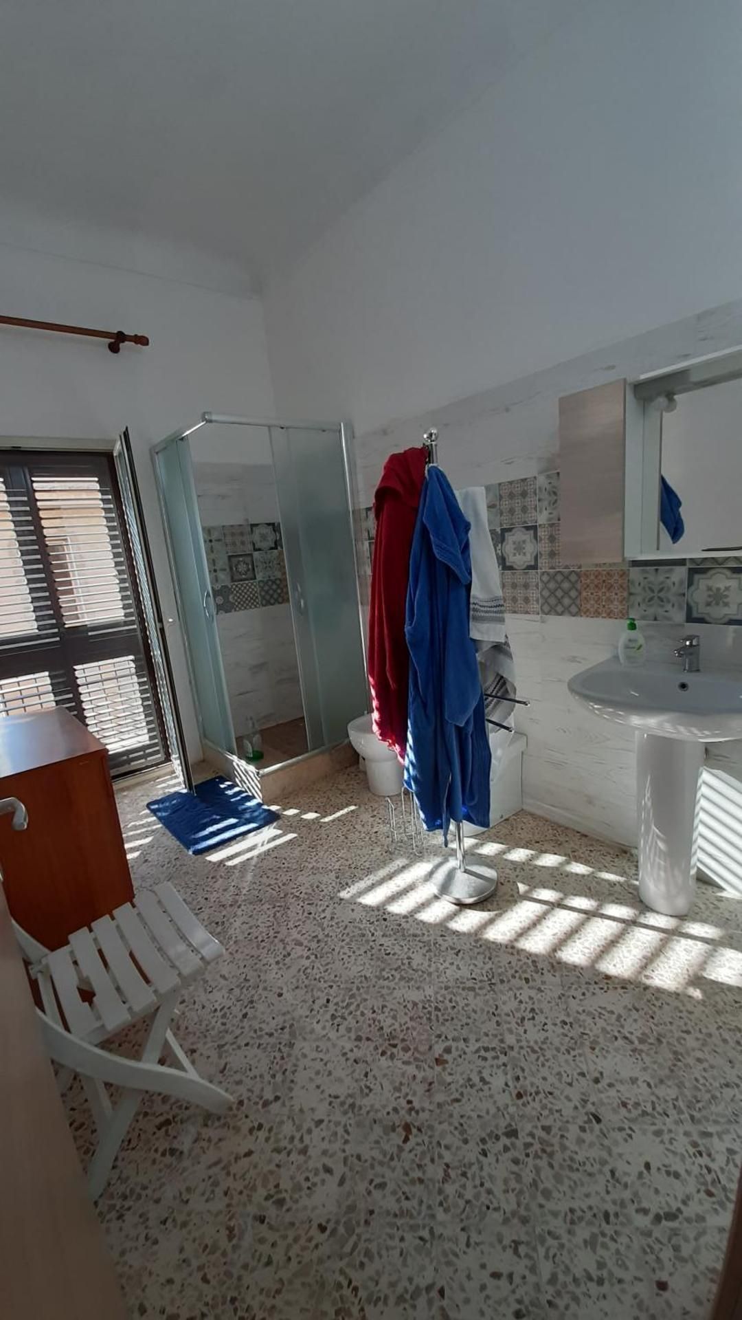 Twin Room with Shared Toilet