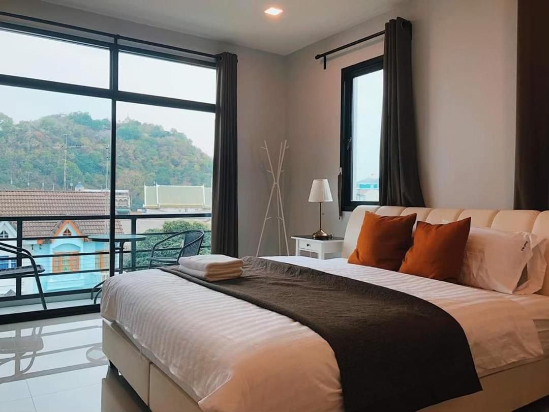 Double Room with Mountain View