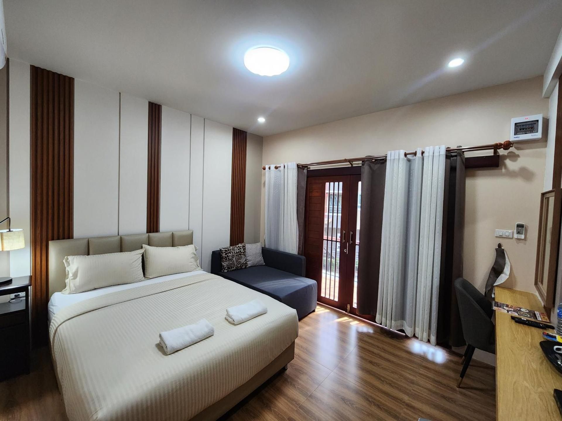 Superior Queen Room