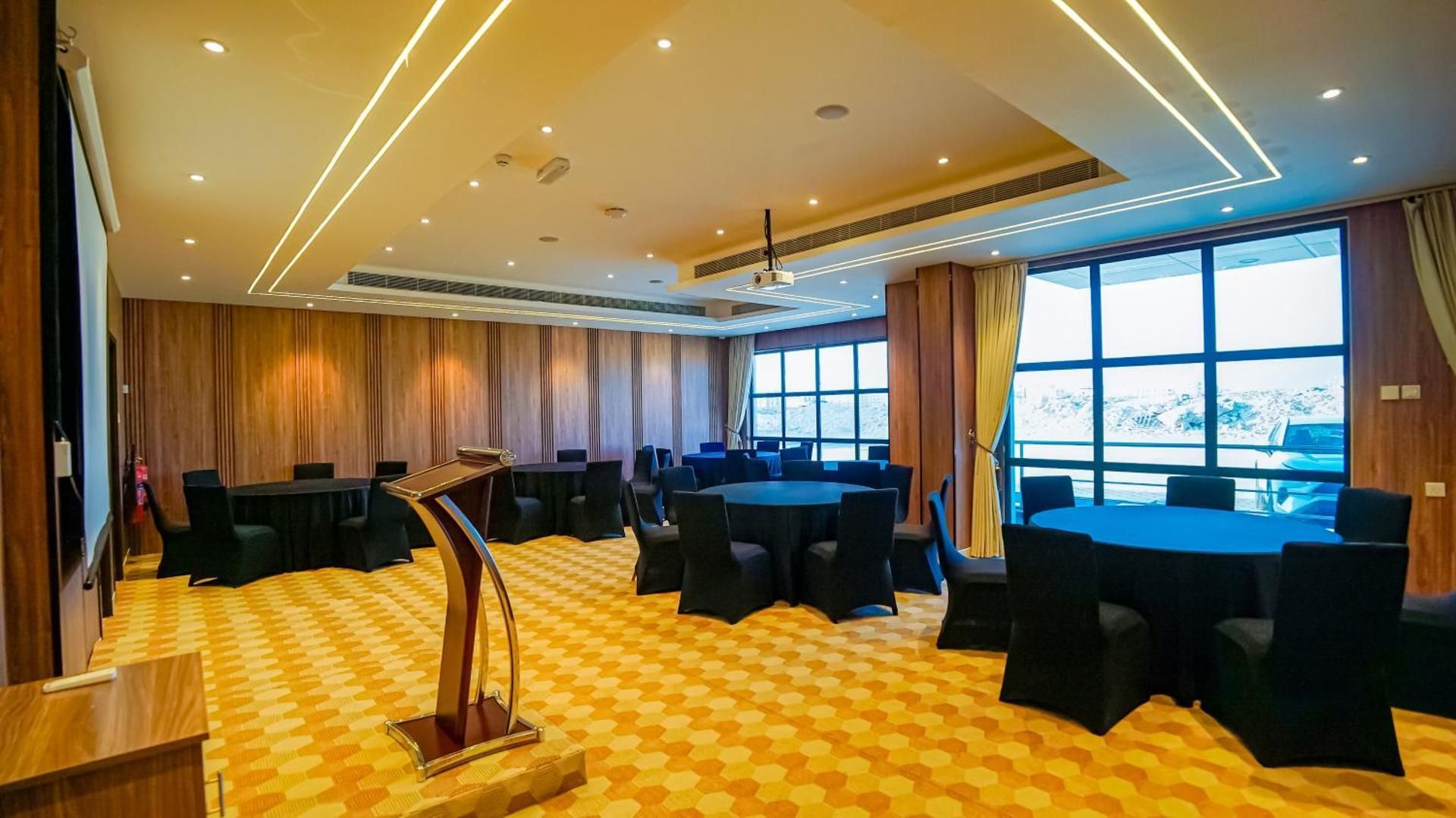 meeting room / ballrooms