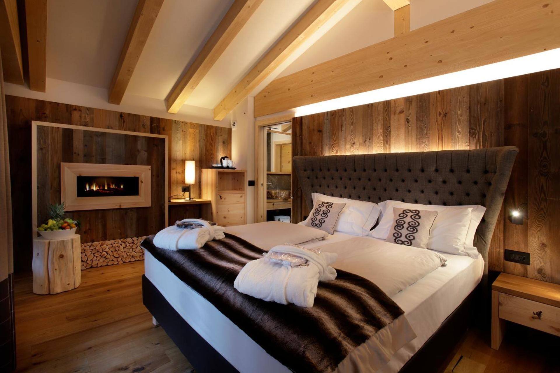 King Suite with Spa Bath