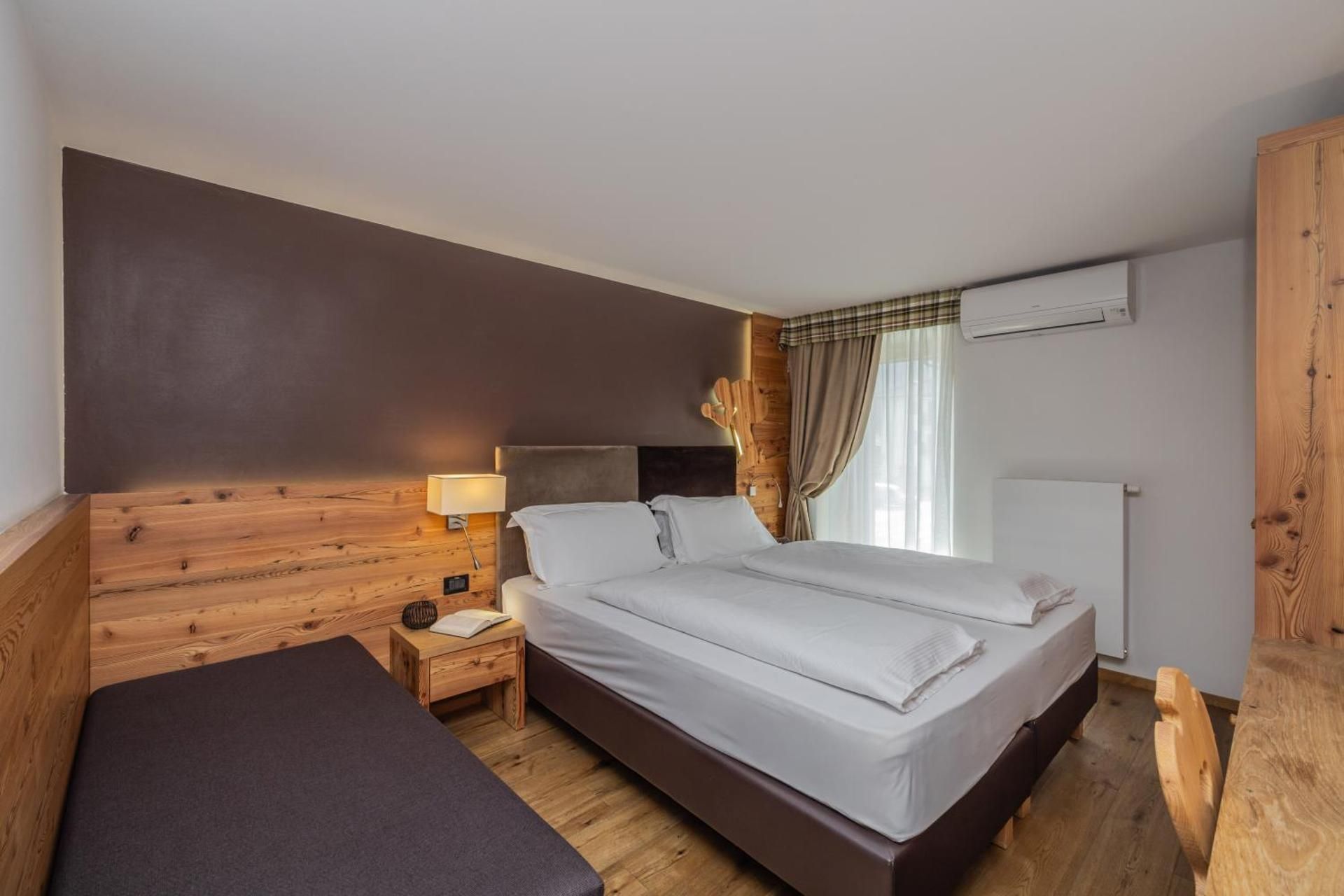 Triple Room with Balcony
